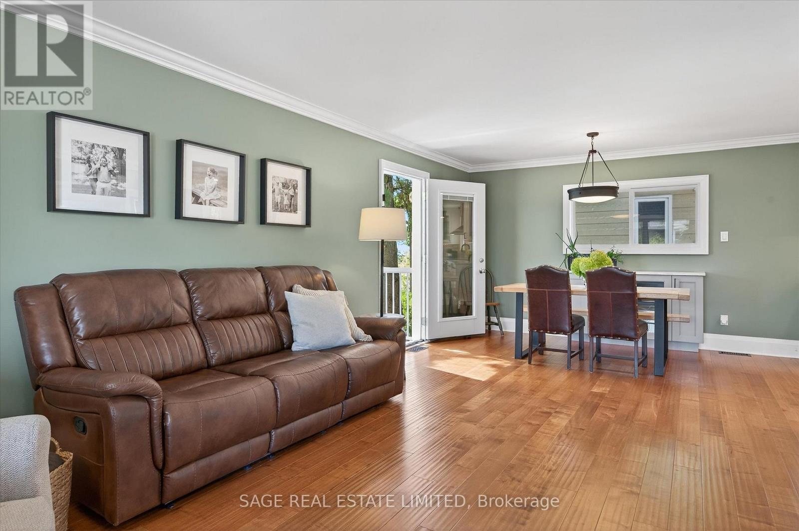 19 Cedartree Lane, Kawartha Lakes, Ontario  K0M 1A0 - Photo 17 - X12356688