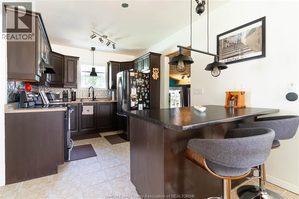 2621 Tourangeau, Windsor, Ontario  N8W 4P2 - Photo 11 - 25021078