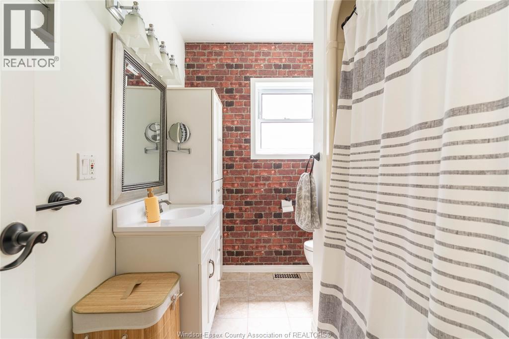 2621 Tourangeau, Windsor, Ontario  N8W 4P2 - Photo 24 - 25021078