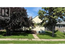 327 Bellamy Avenue, Birch Hills, Ca