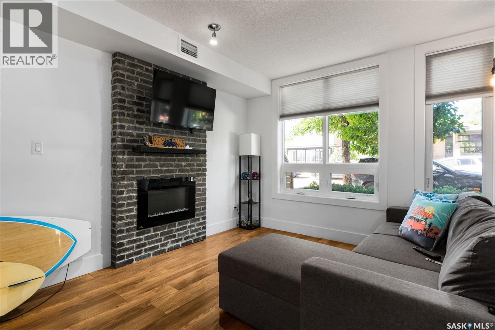 418 C AVENUE S, saskatoon, Saskatchewan