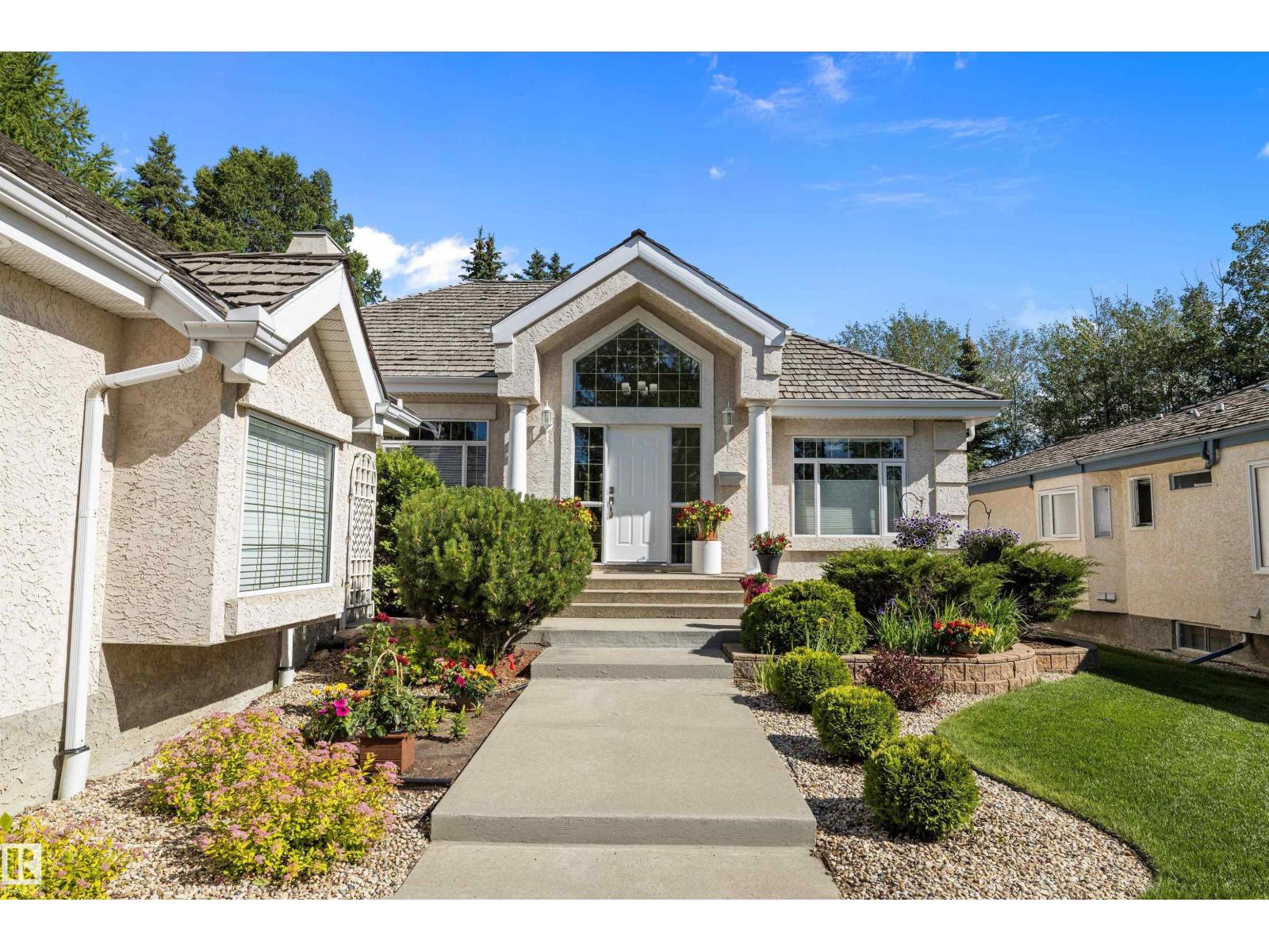 75 Blackburn Dr W Sw, Edmonton, Alberta  T6W 1A9 - Photo 3 - E4453993