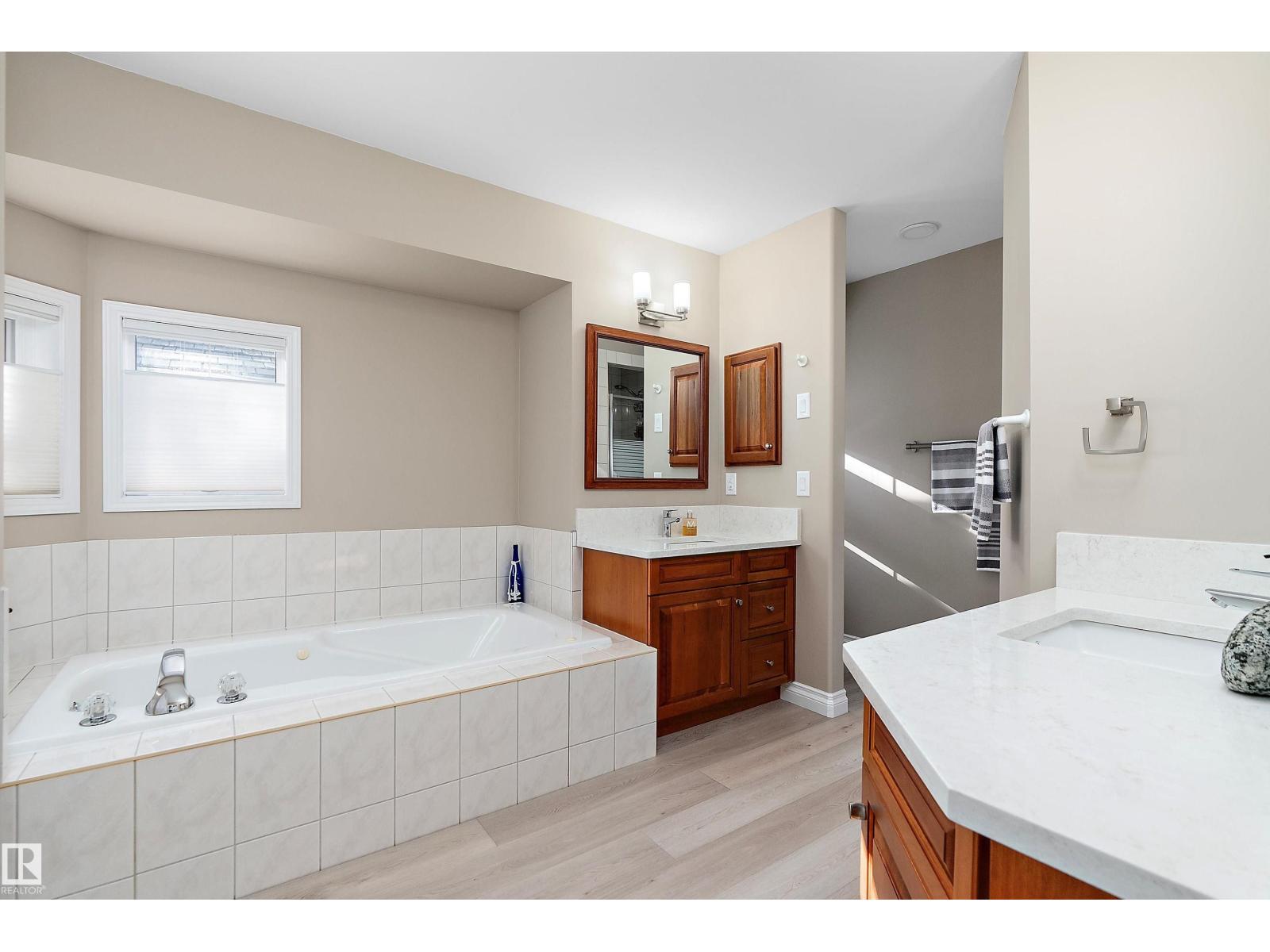 75 Blackburn Dr W Sw, Edmonton, Alberta  T6W 1A9 - Photo 32 - E4453993