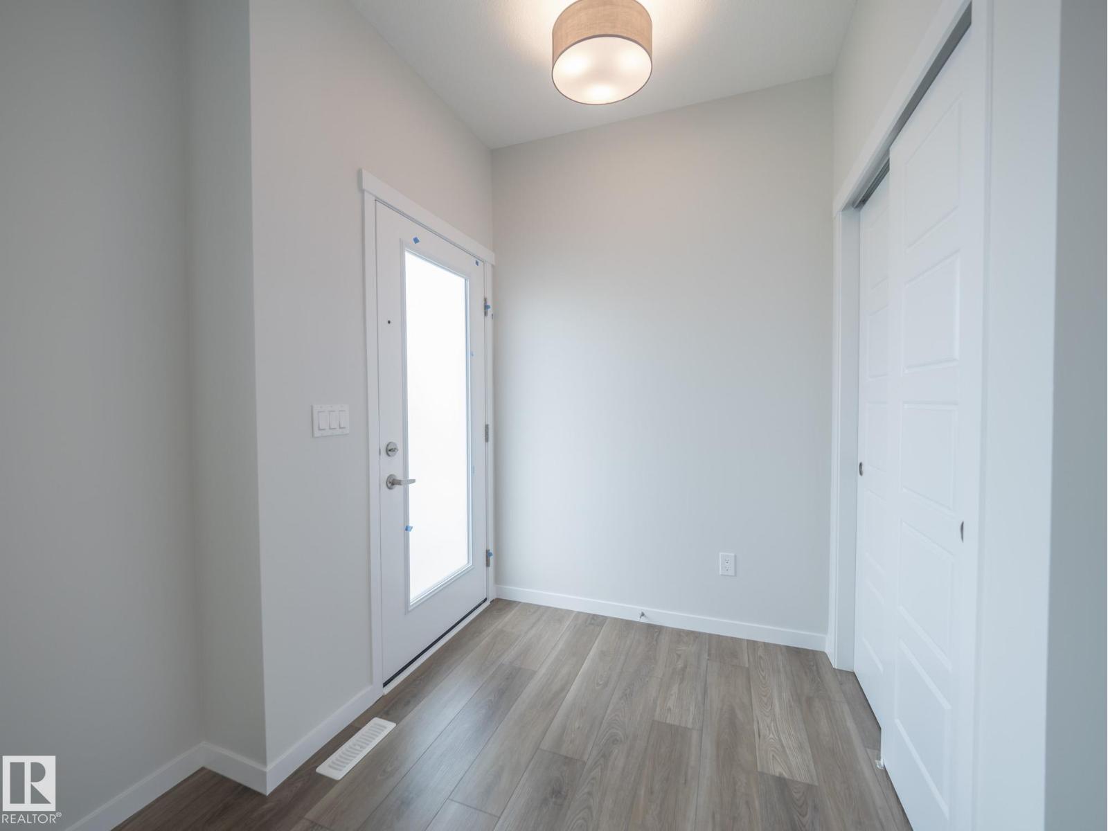 604 174 Av Ne, Edmonton, Alberta  T5Y 4G1 - Photo 2 - E4453995