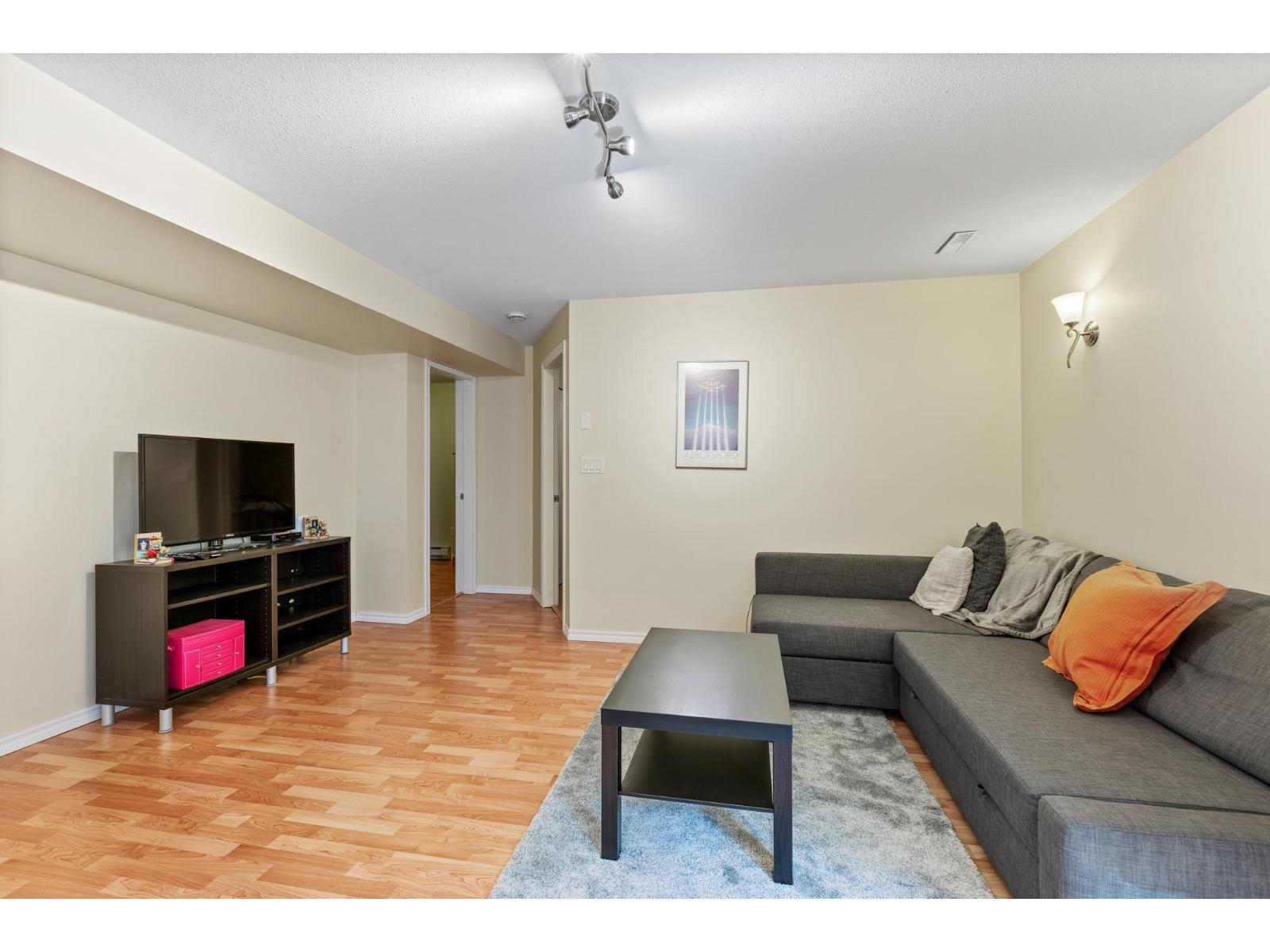 22342 50 Avenue, Langley, British Columbia  V2Y 2V4 - Photo 28 - R3039106
