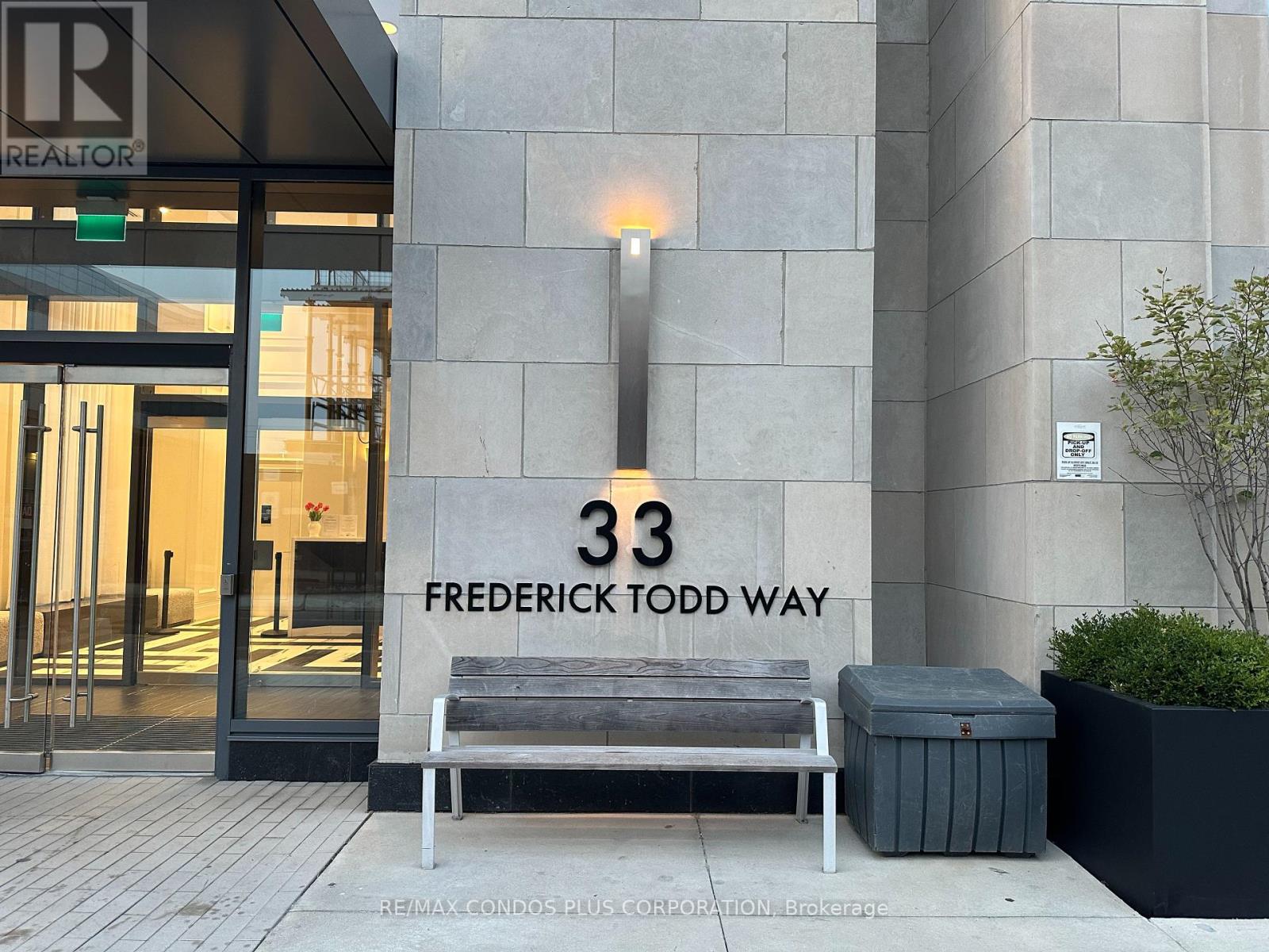 430 - 33 Frederick Todd Way, Toronto (Thorncliffe Park), Ontario  M4G 0C9 - Photo 8 - C12356842