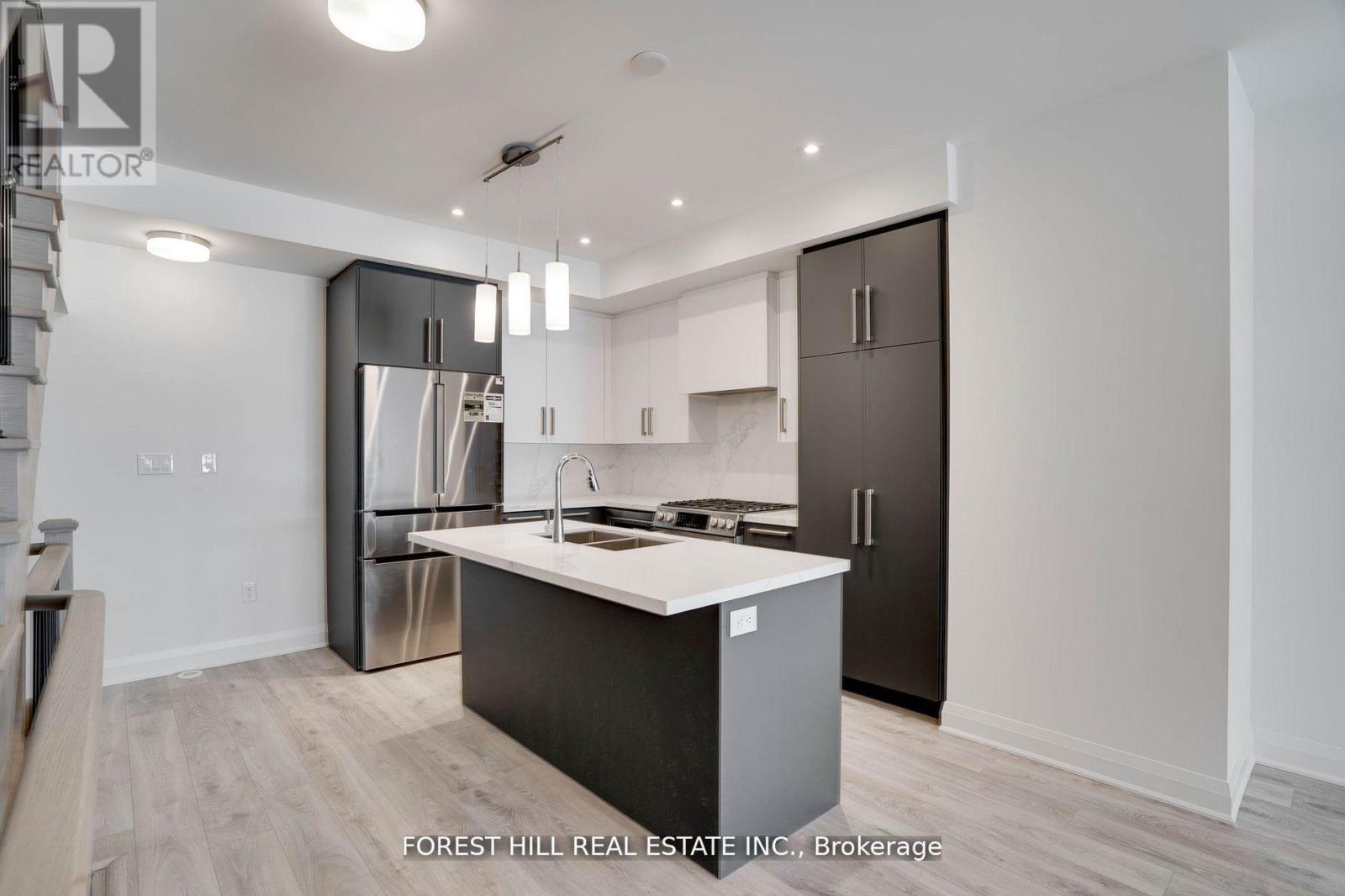 16 Chesley Street, Vaughan, Ontario  L4J 0M1 - Photo 5 - N12356788