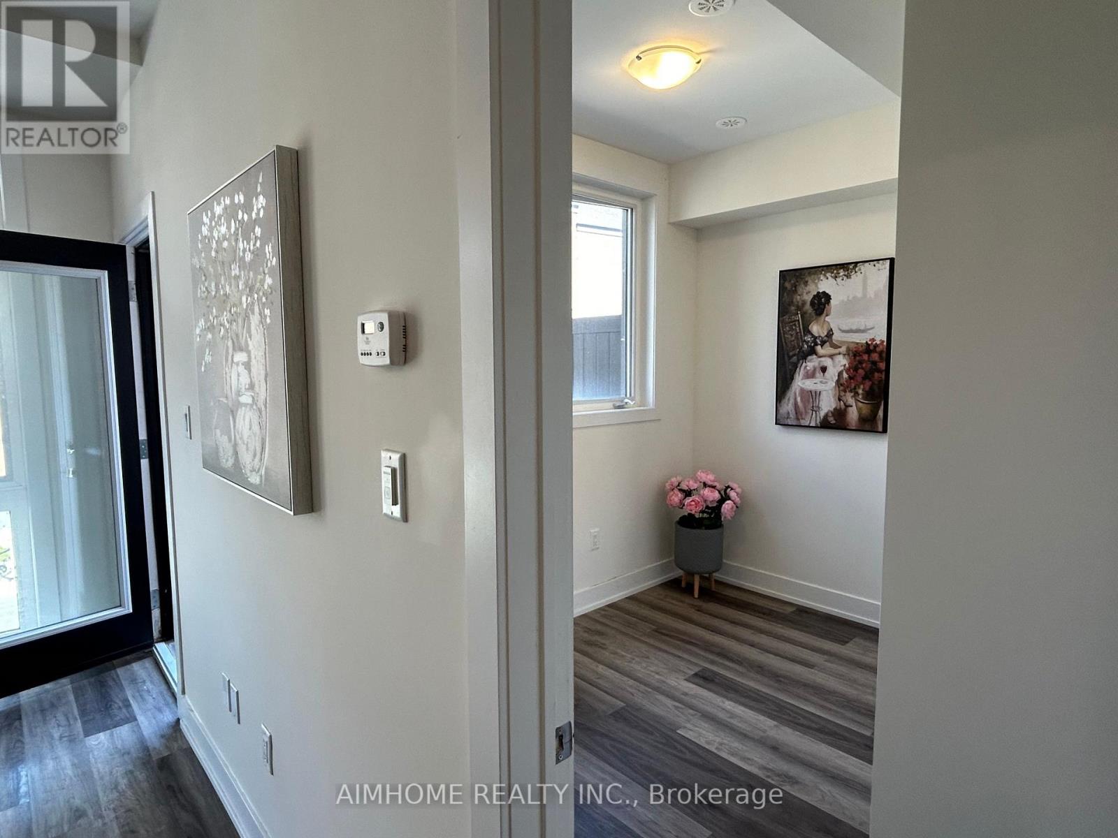 2 - 7 Phelps Lane, Richmond Hill, Ontario  L4E 1J4 - Photo 8 - N12356800