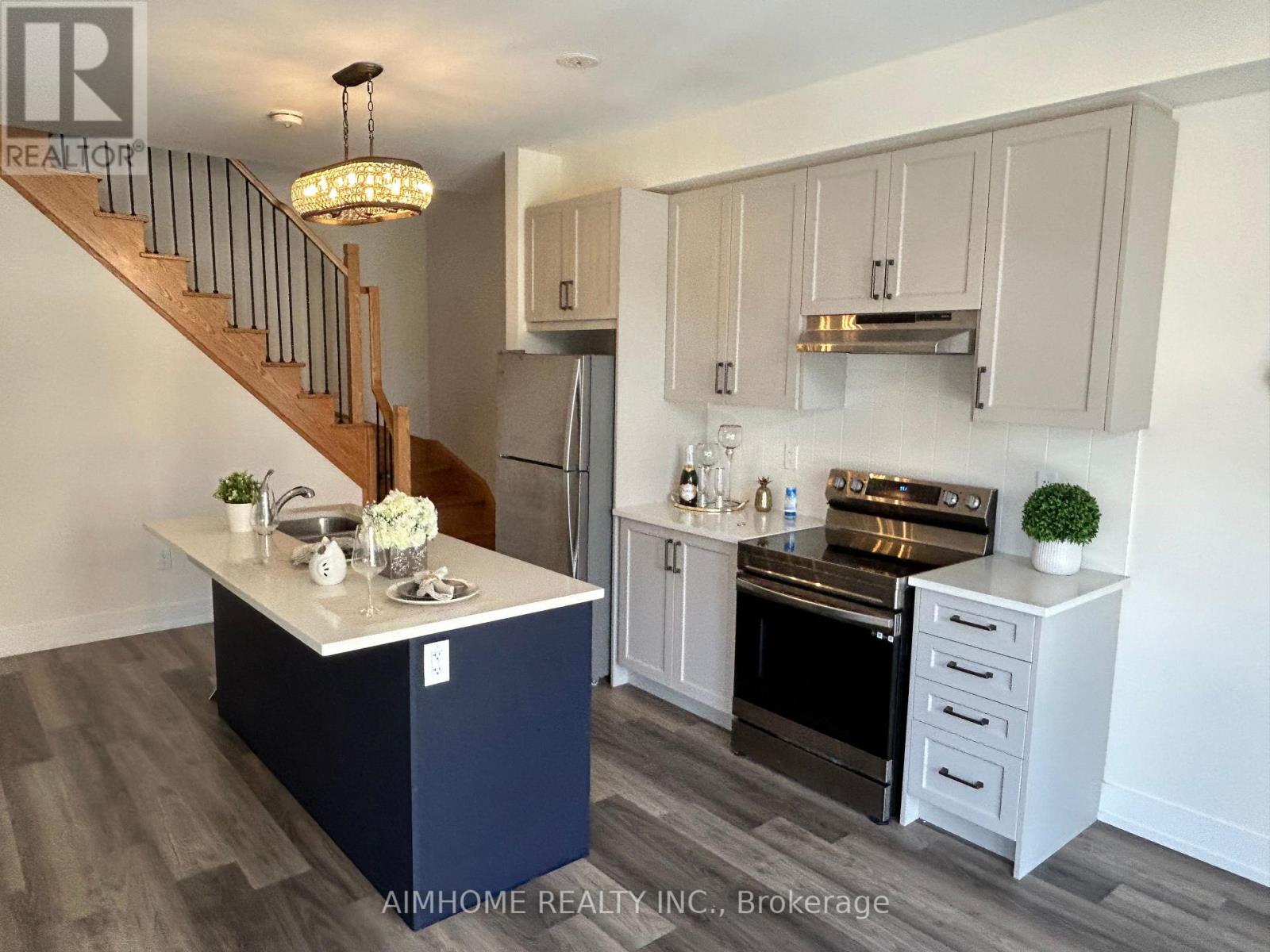 2 - 7 Phelps Lane, Richmond Hill, Ontario  L4E 1J4 - Photo 12 - N12356808