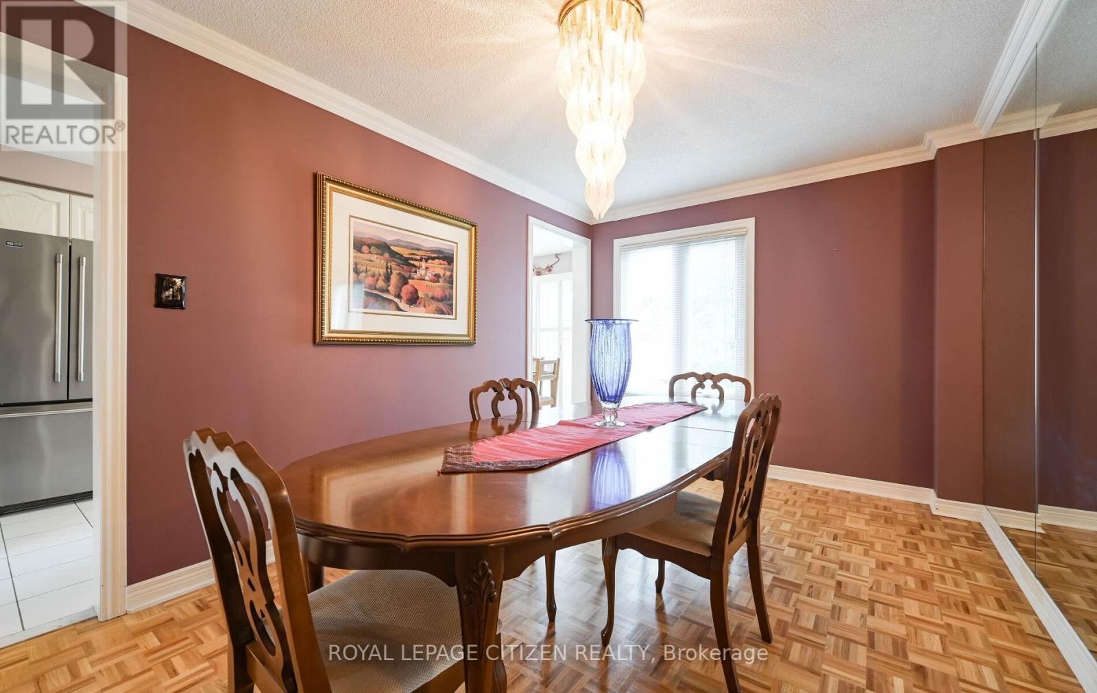 25 Grampian Avenue, Vaughan, Ontario  L6A 2A3 - Photo 11 - N12356836