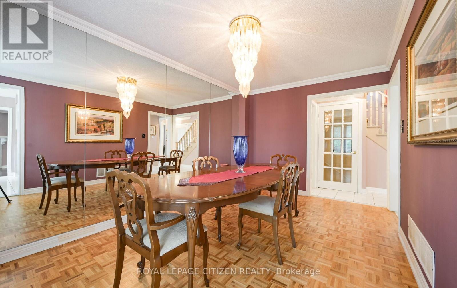25 Grampian Avenue, Vaughan, Ontario  L6A 2A3 - Photo 12 - N12356836
