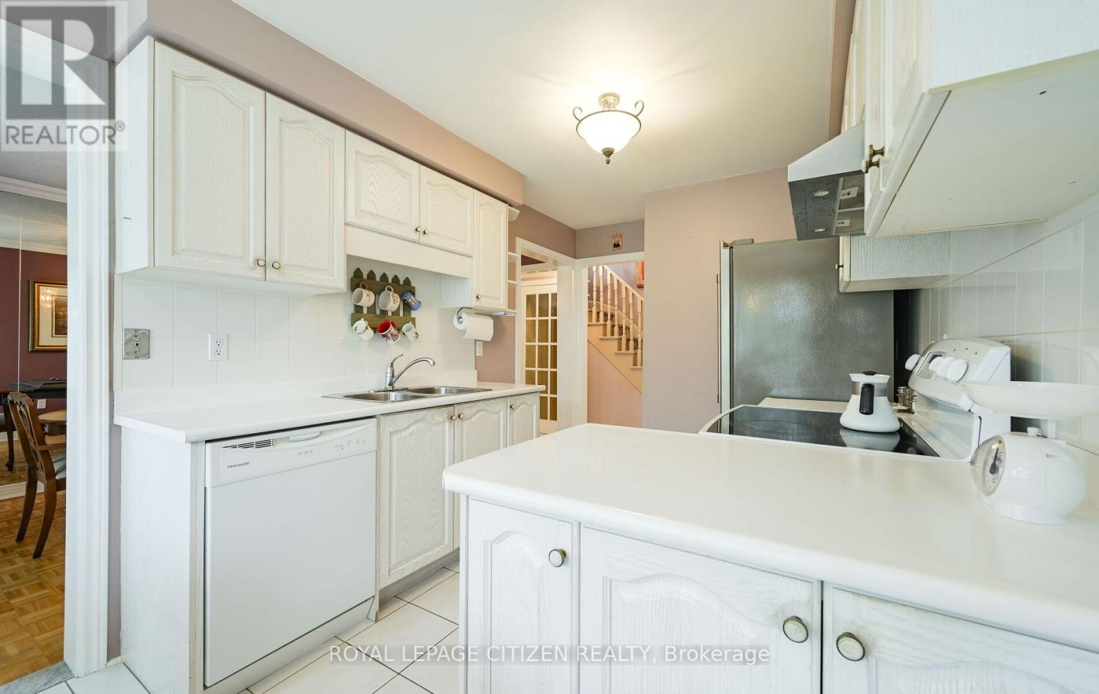 25 Grampian Avenue, Vaughan, Ontario  L6A 2A3 - Photo 16 - N12356836