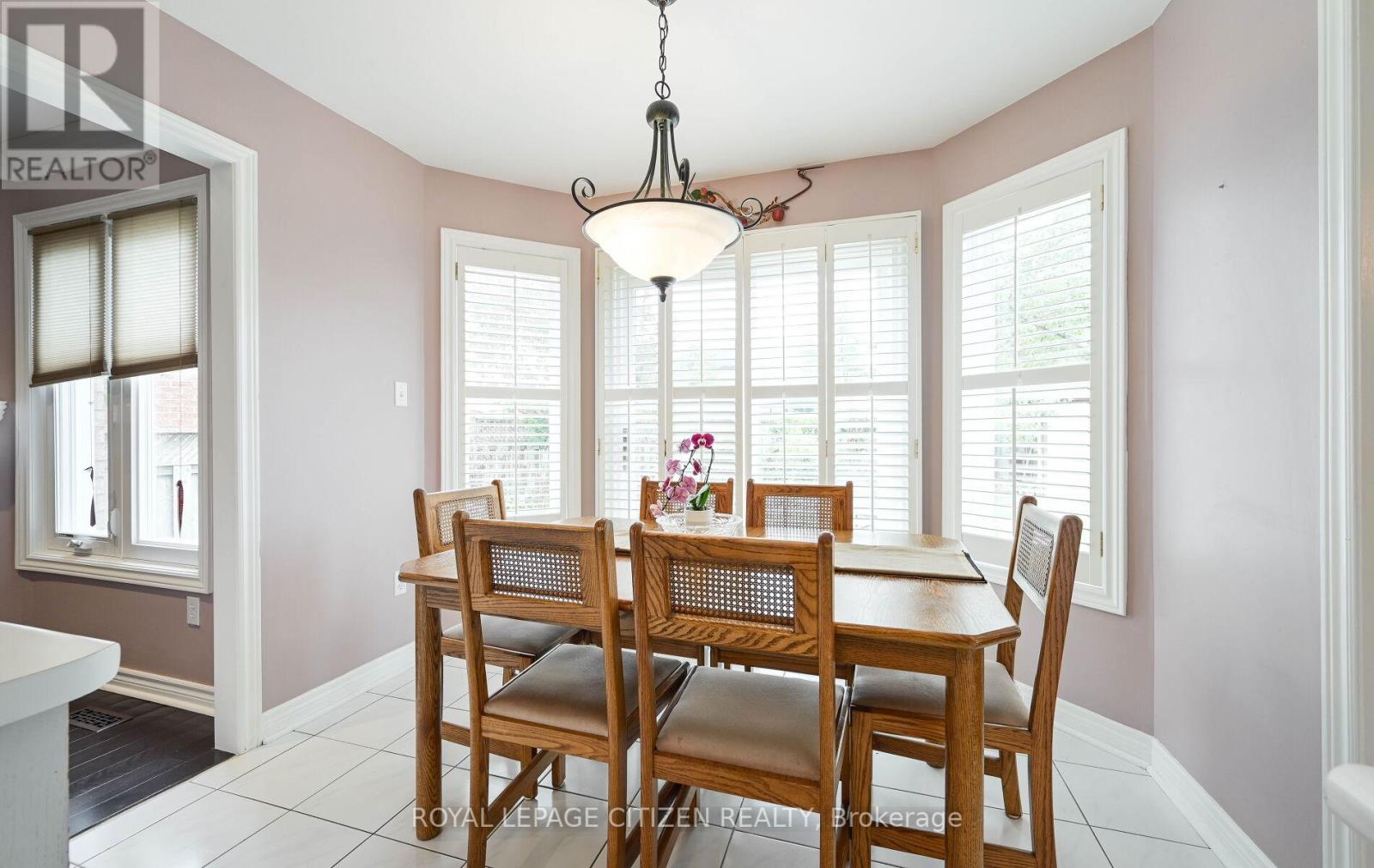25 Grampian Avenue, Vaughan, Ontario  L6A 2A3 - Photo 19 - N12356836