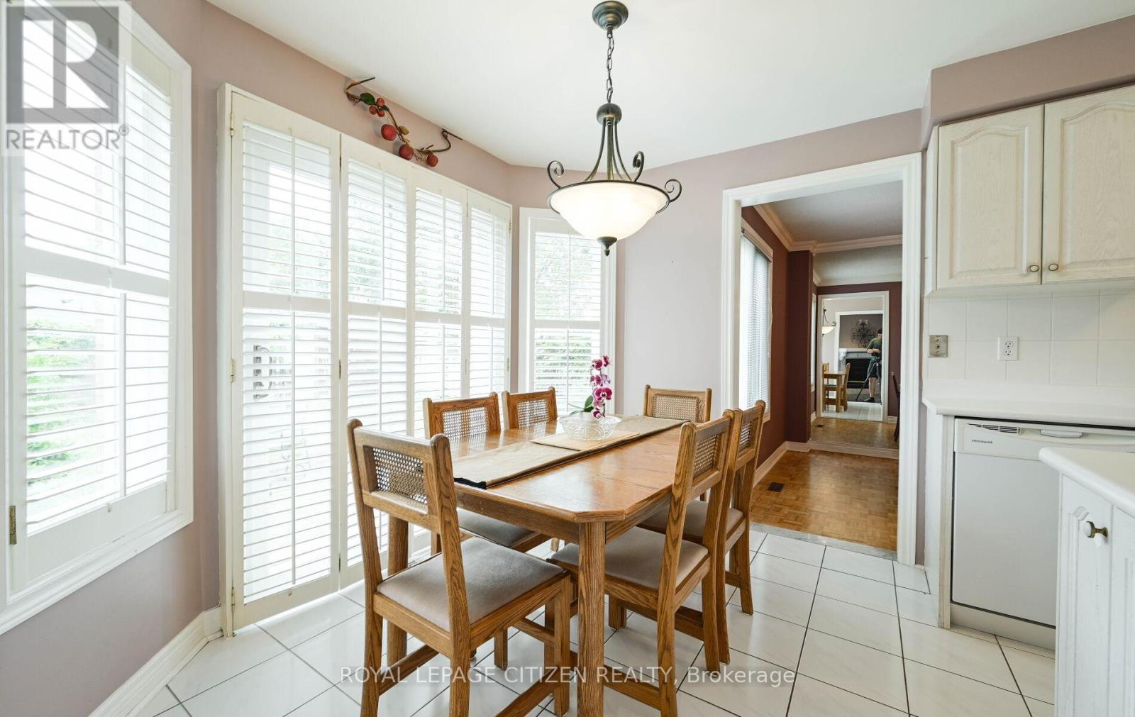 25 Grampian Avenue, Vaughan, Ontario  L6A 2A3 - Photo 20 - N12356836