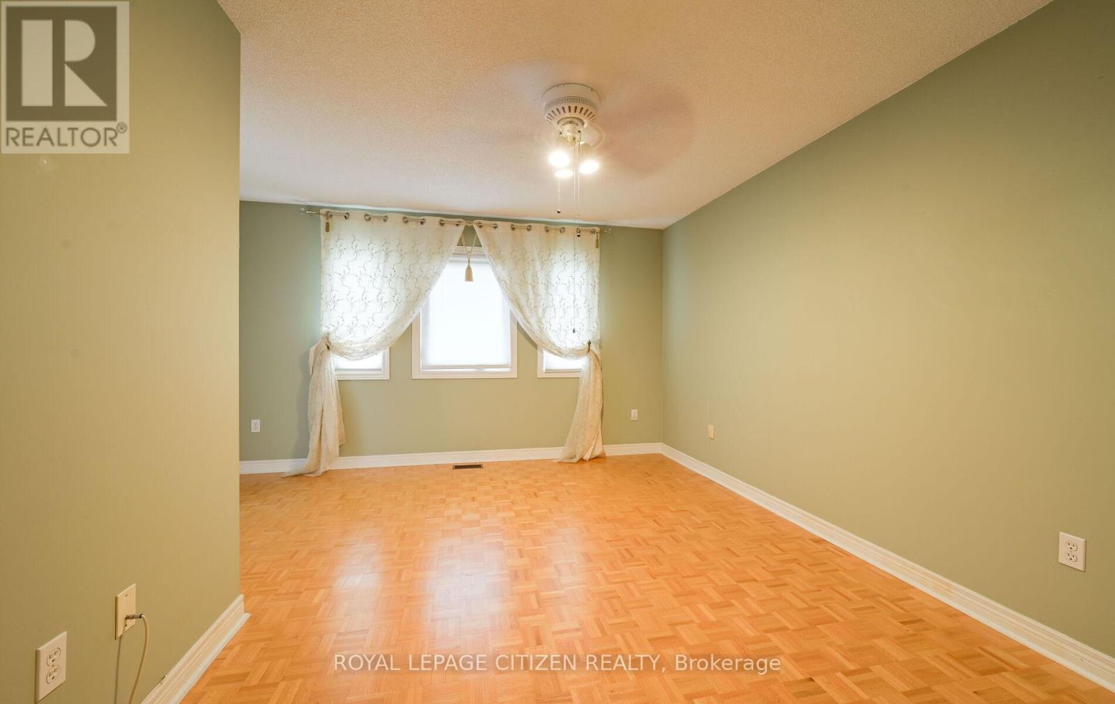 25 Grampian Avenue, Vaughan, Ontario  L6A 2A3 - Photo 30 - N12356836