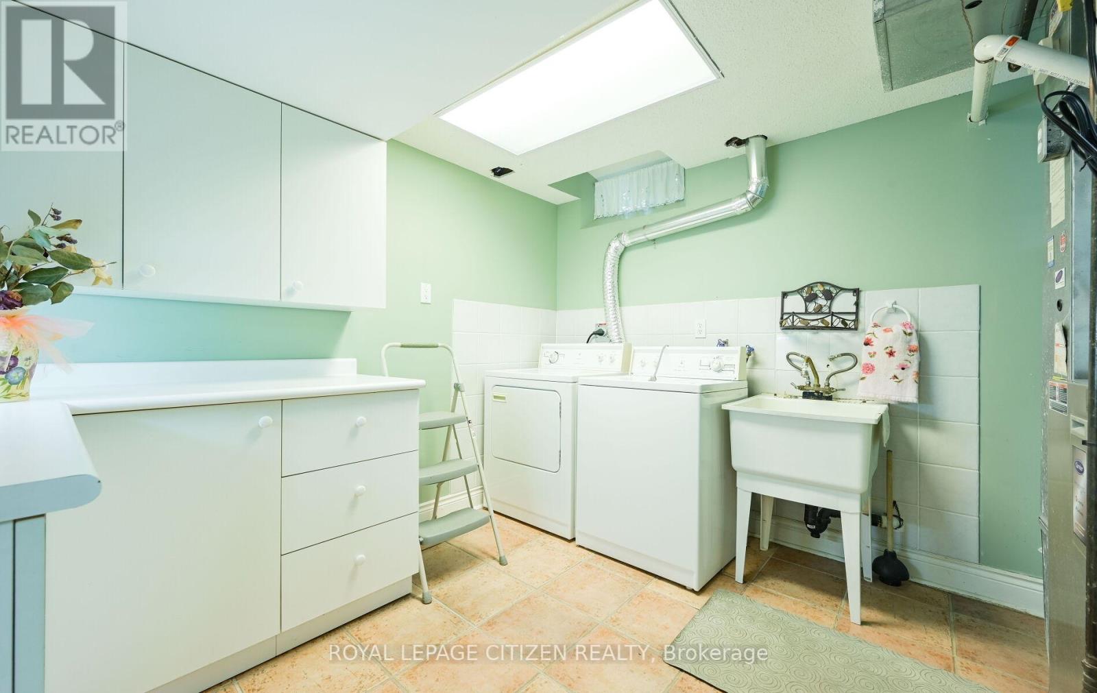 25 Grampian Avenue, Vaughan, Ontario  L6A 2A3 - Photo 44 - N12356836