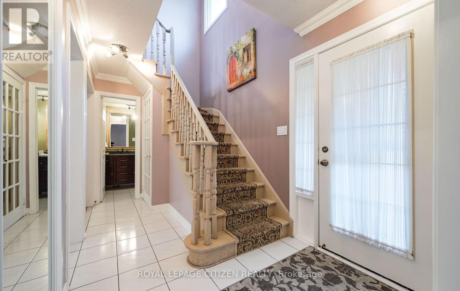 25 Grampian Avenue, Vaughan, Ontario  L6A 2A3 - Photo 7 - N12356836