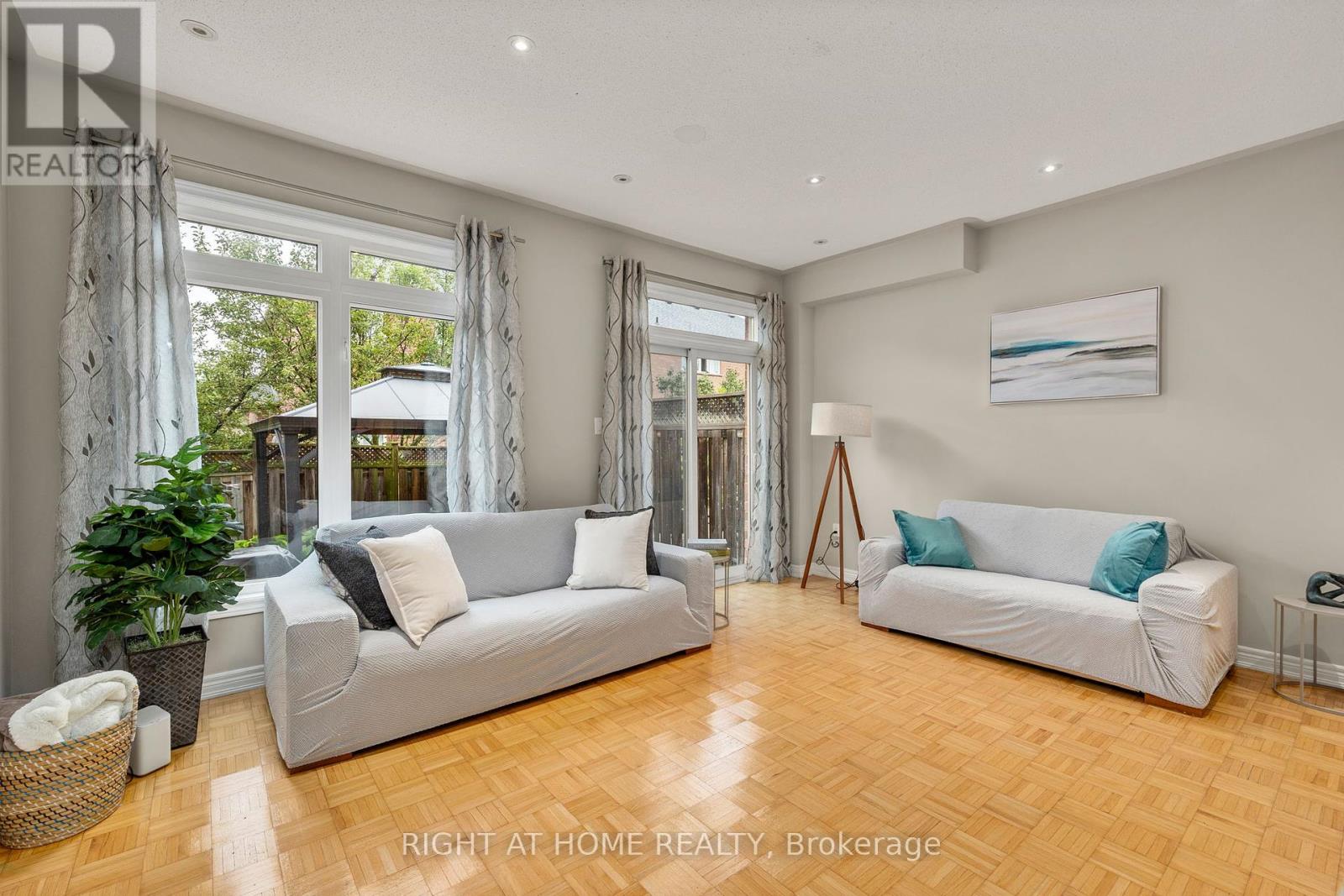 4 Zola Gate, Vaughan, Ontario  L4J 9A7 - Photo 12 - N12356872