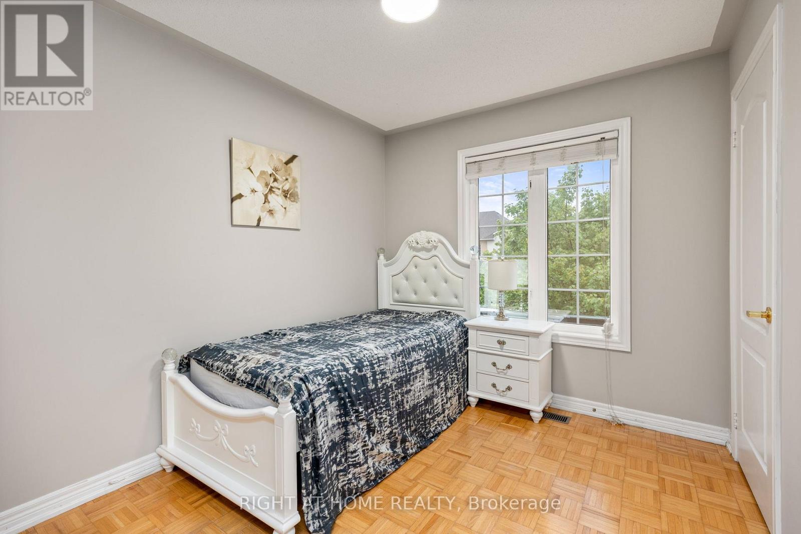 4 Zola Gate, Vaughan, Ontario  L4J 9A7 - Photo 15 - N12356872