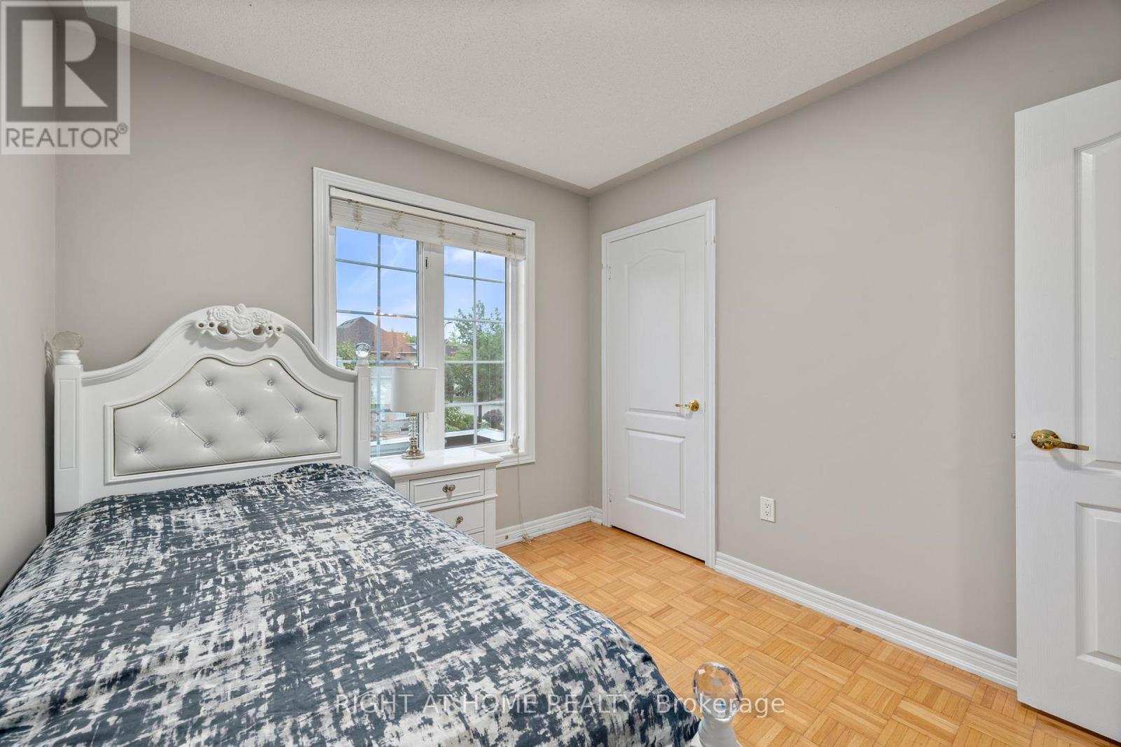 4 Zola Gate, Vaughan, Ontario  L4J 9A7 - Photo 16 - N12356872