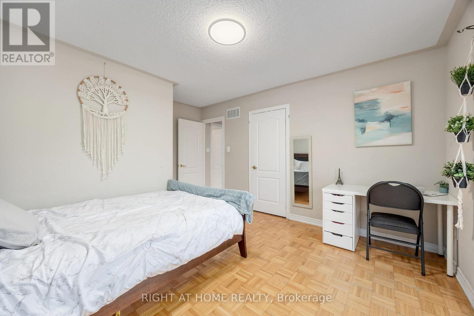 4 Zola Gate, Vaughan, Ontario  L4J 9A7 - Photo 20 - N12356872