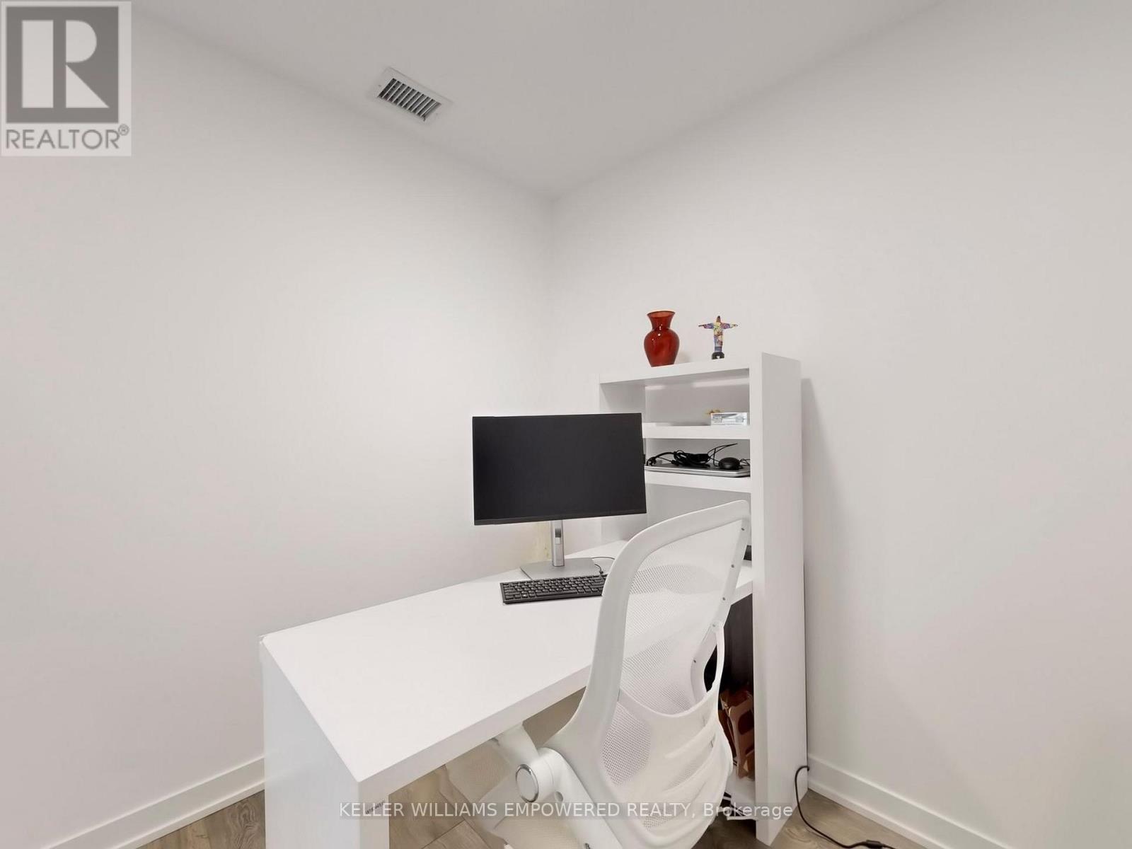 1106 - 7950 Bathurst Street, Vaughan, Ontario  L4J 0L4 - Photo 14 - N12356893