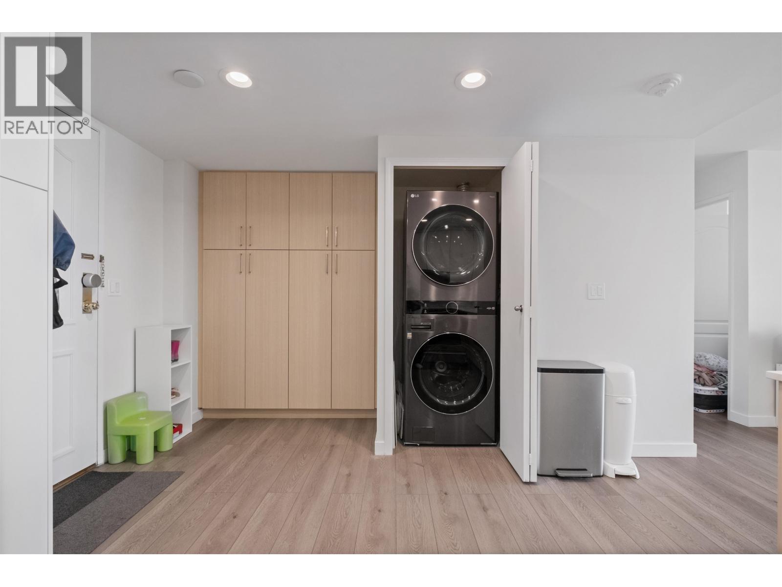 1404 4350 Beresford Street, Burnaby, British Columbia  V5H 4K9 - Photo 5 - R3039120