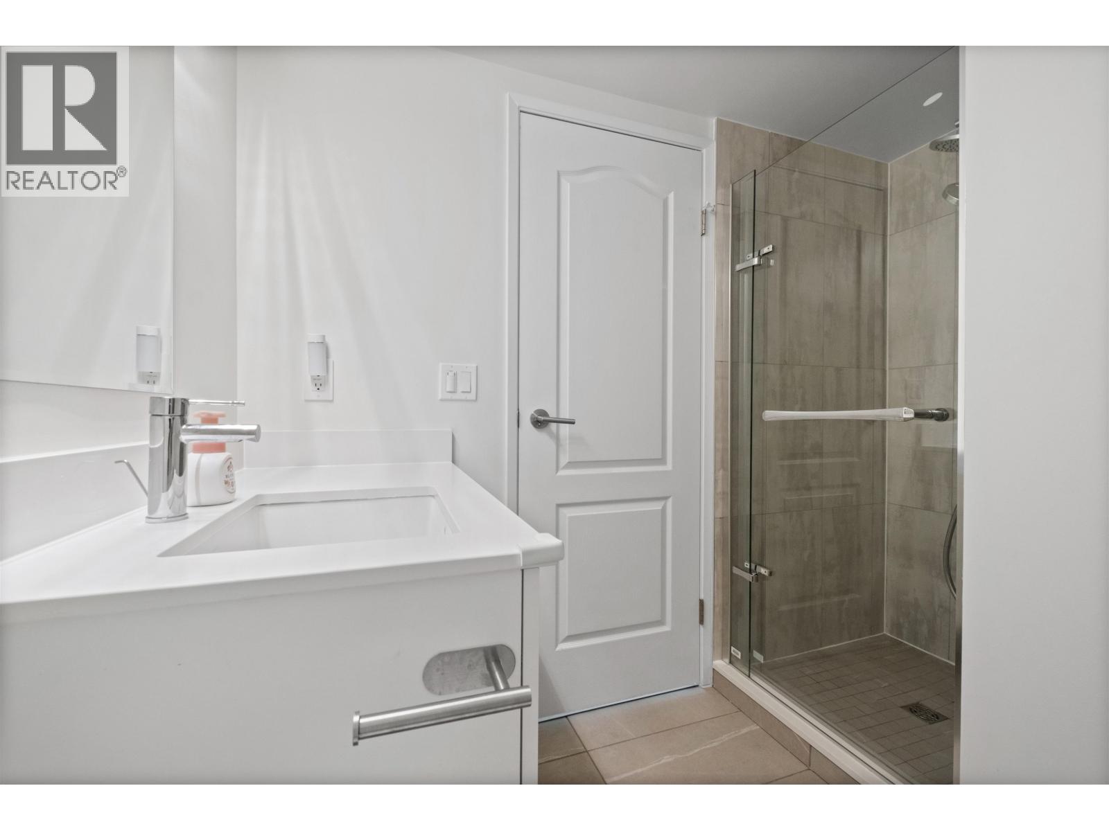1404 4350 Beresford Street, Burnaby, British Columbia  V5H 4K9 - Photo 14 - R3039120