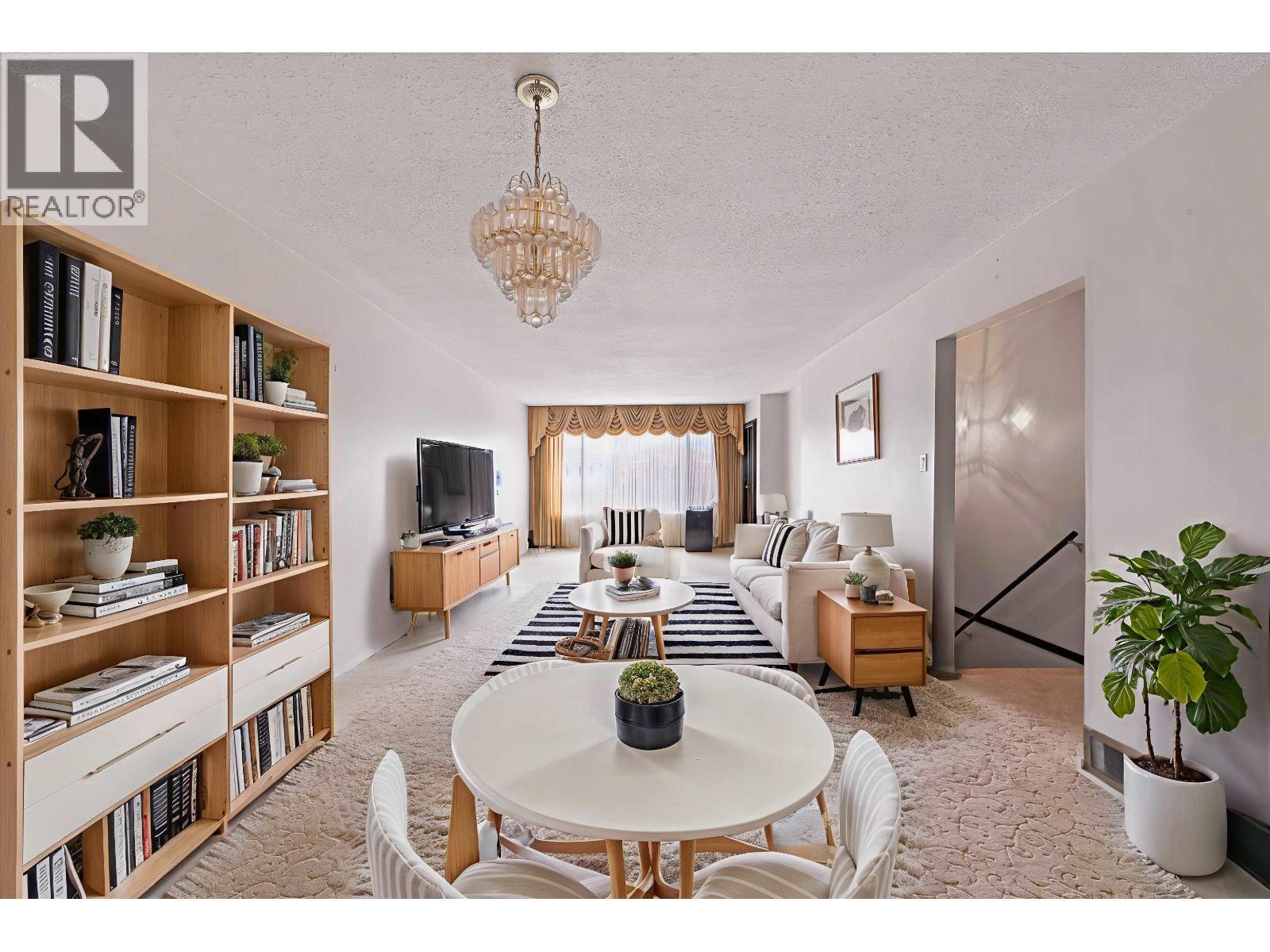 Property at 5792 HARDWICK STREET image 2