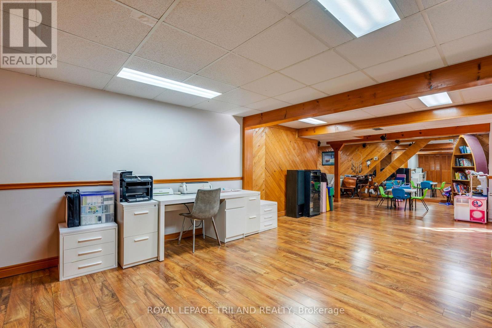 27 Cherokee Road, London North, Ontario  N6G 2N7 - Photo 28 - X12356935