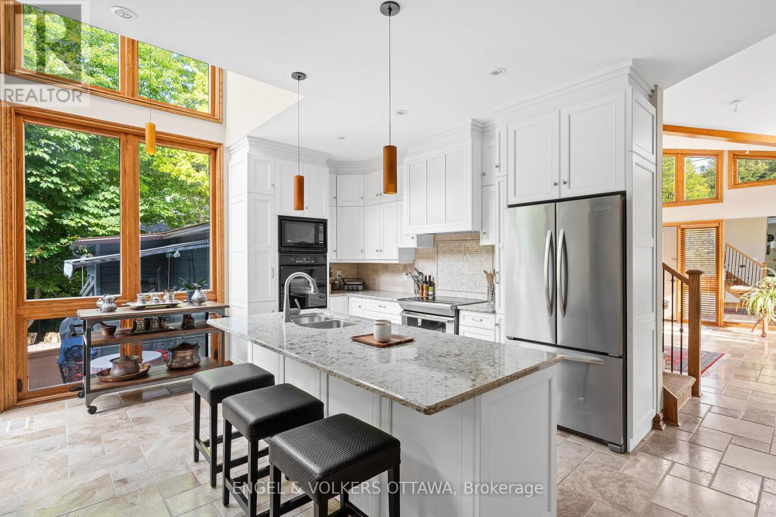 37 Revol Road, Ottawa, Ontario  K2G 0B8 - Photo 10 - X12356941
