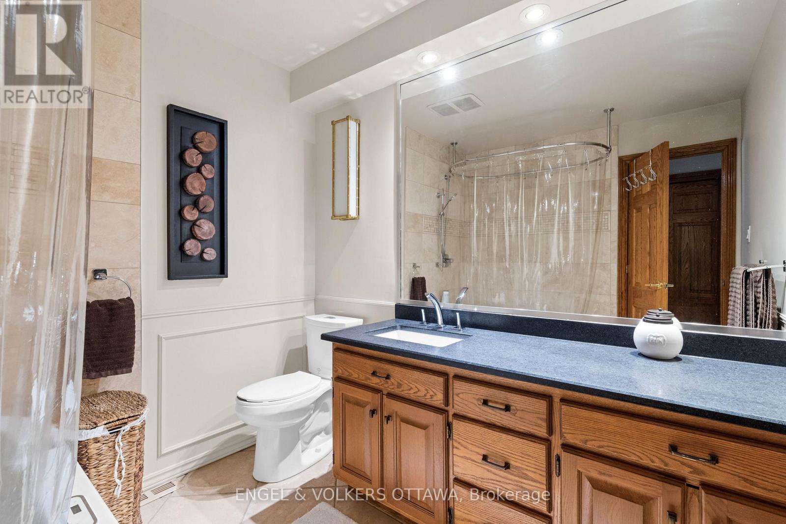 37 Revol Road, Ottawa, Ontario  K2G 0B8 - Photo 18 - X12356941