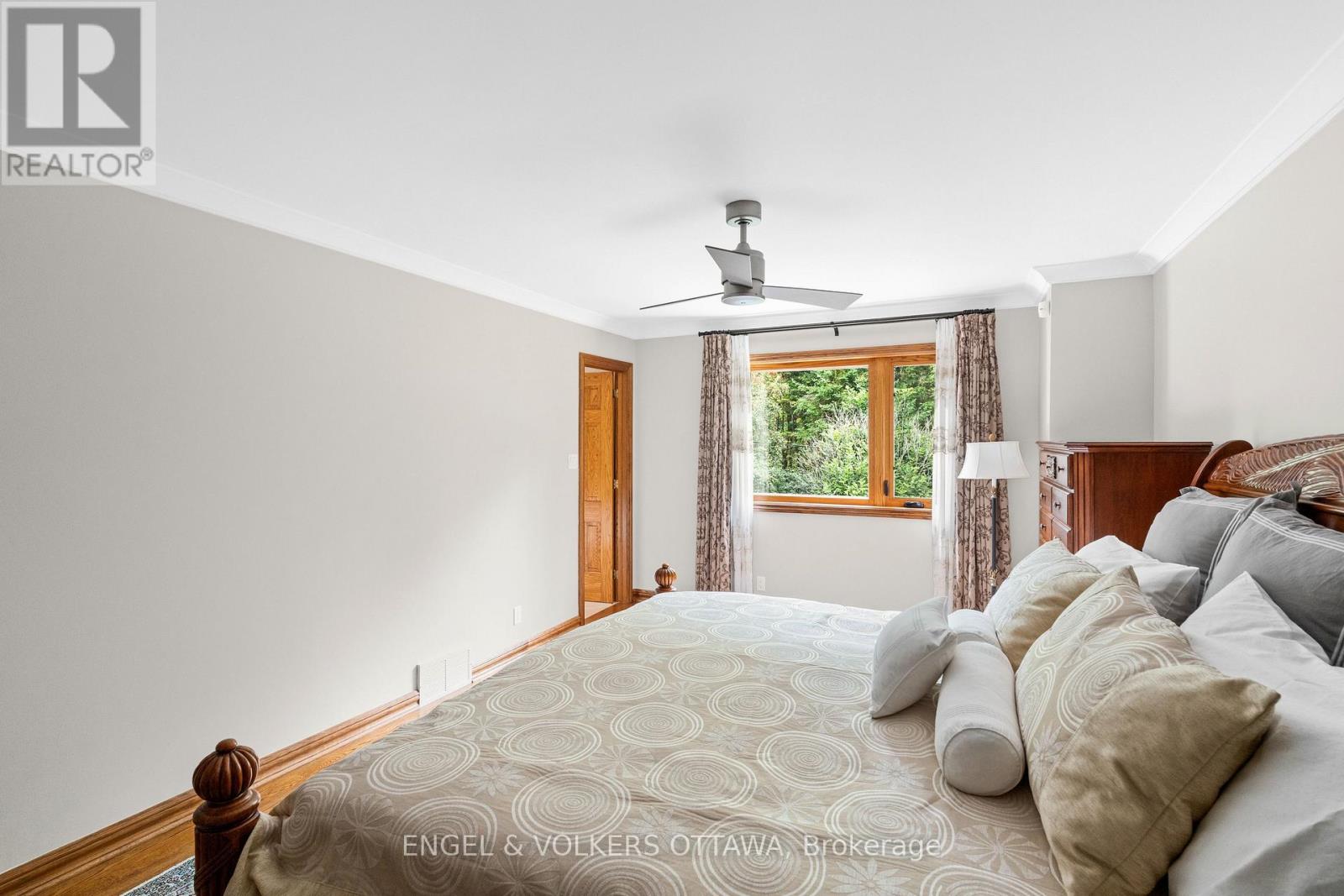 37 Revol Road, Ottawa, Ontario  K2G 0B8 - Photo 20 - X12356941