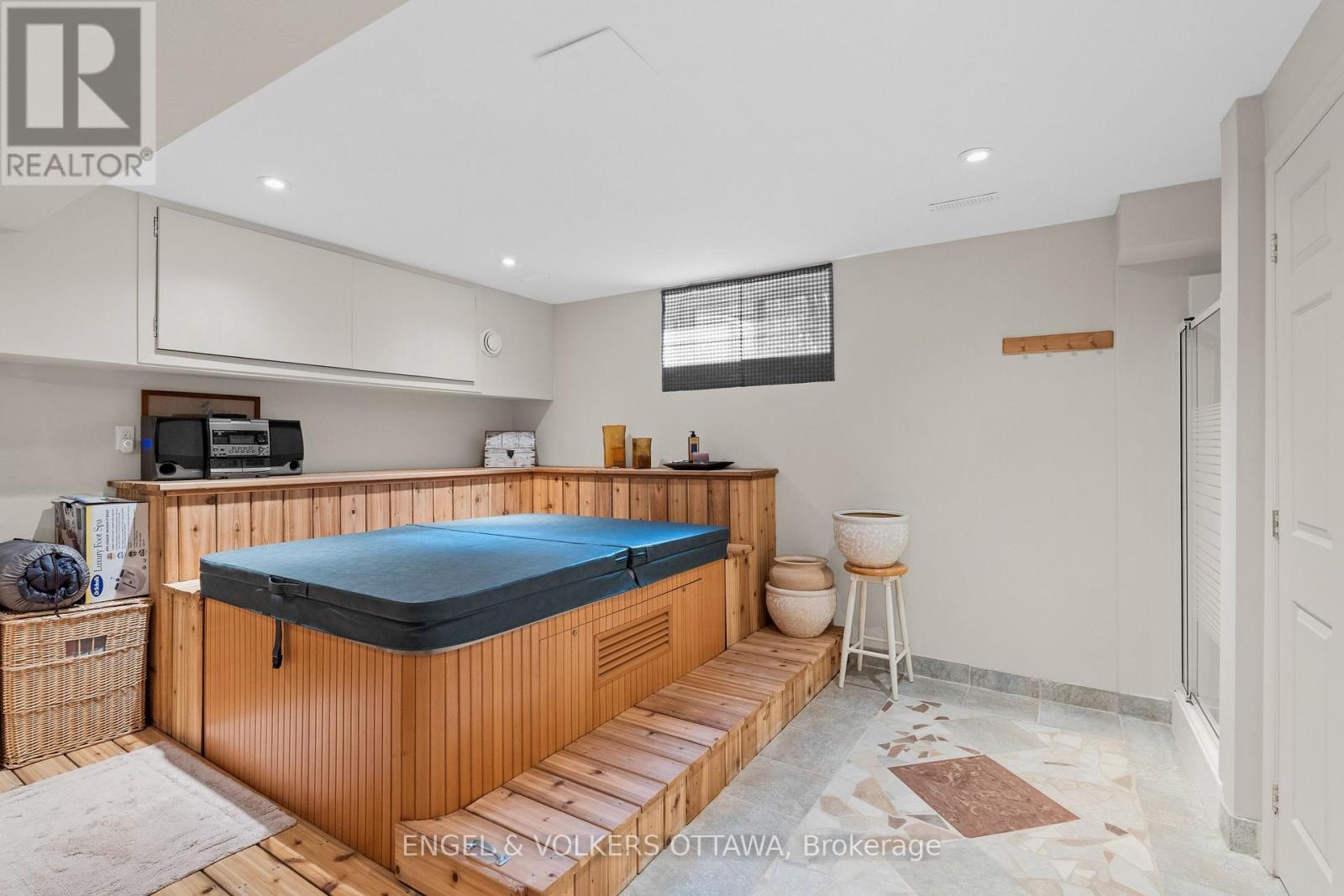 37 Revol Road, Ottawa, Ontario  K2G 0B8 - Photo 35 - X12356941