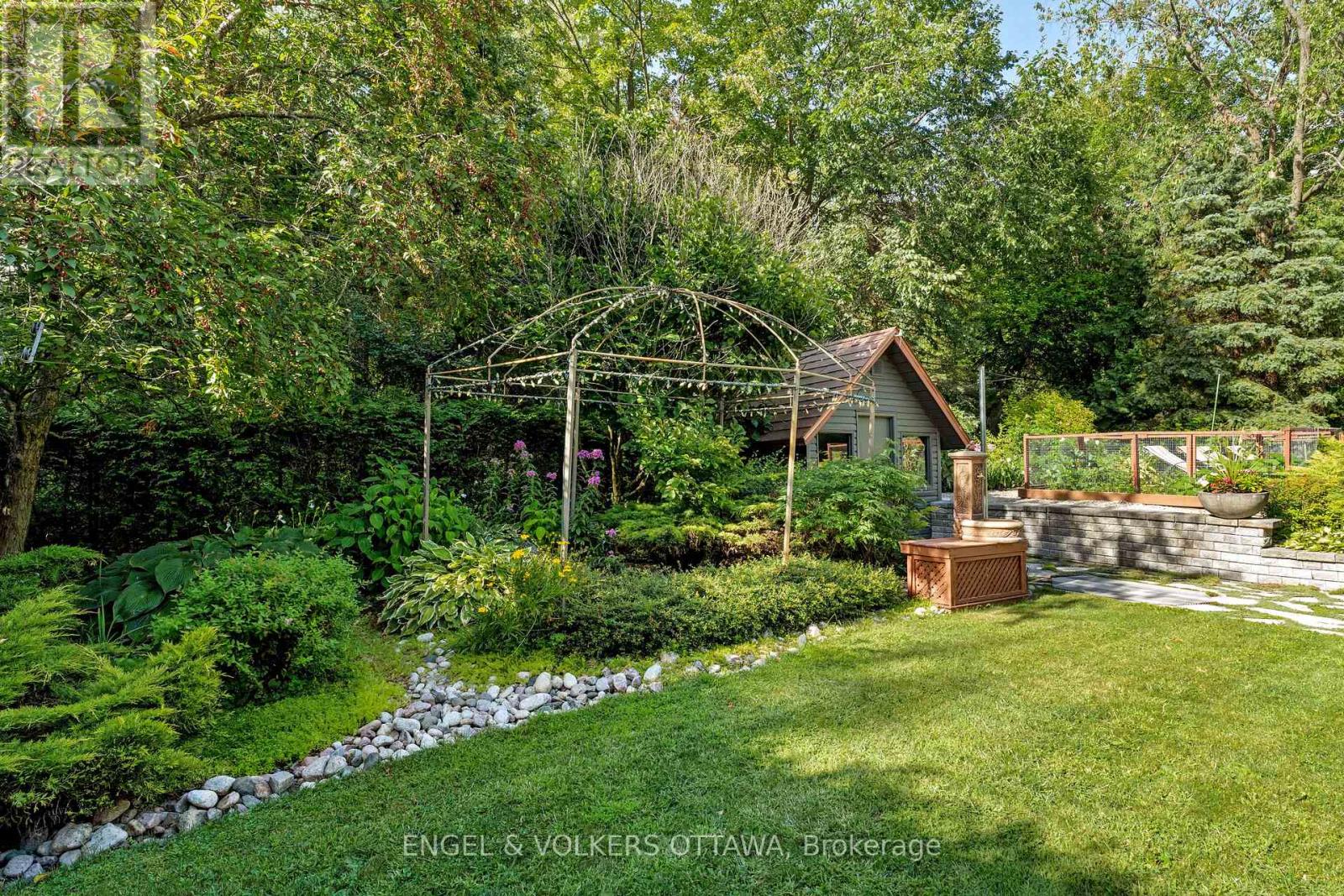 37 Revol Road, Ottawa, Ontario  K2G 0B8 - Photo 39 - X12356941
