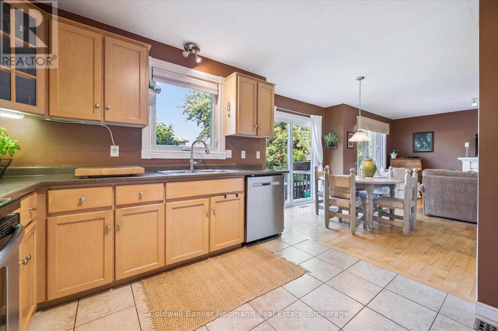 56 Hayward Crescent, Guelph, Ontario  N1G 5A3 - Photo 35 - X12349671