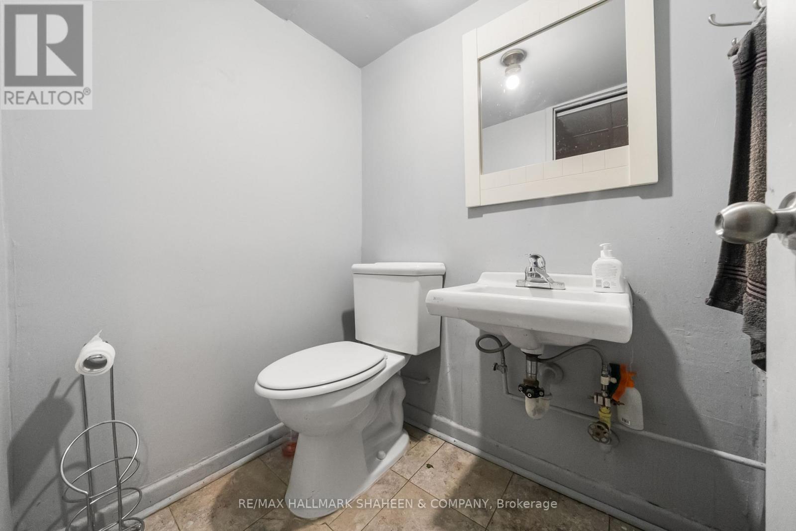 1126 Eglinton Avenue W, Toronto (Forest Hill North), Ontario  M6C 2E2 - Photo 17 - C12355095