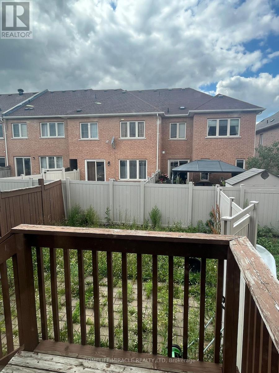 38 Rockgarden Trail, Brampton, Ontario  L6R 3M7 - Photo 26 - W12356773