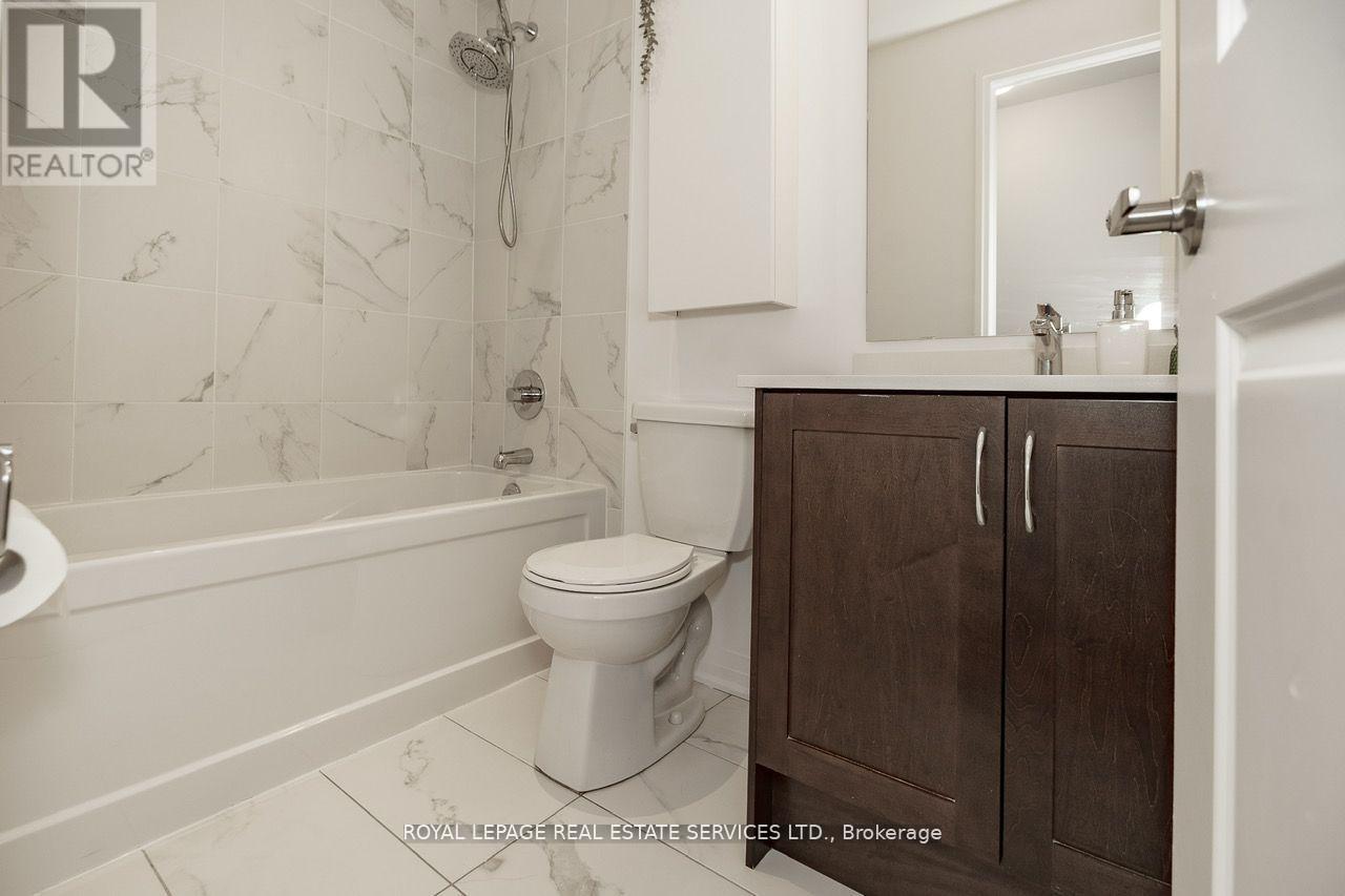 13 - 650 Atwater Avenue, Mississauga, Ontario  L5E 3K2 - Photo 30 - W12356821