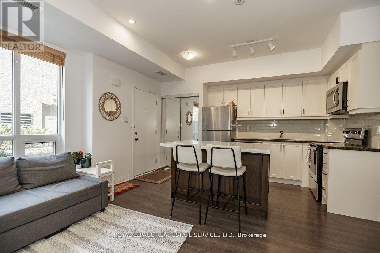 13 - 650 Atwater Avenue, Mississauga, Ontario  L5E 3K2 - Photo 8 - W12356821