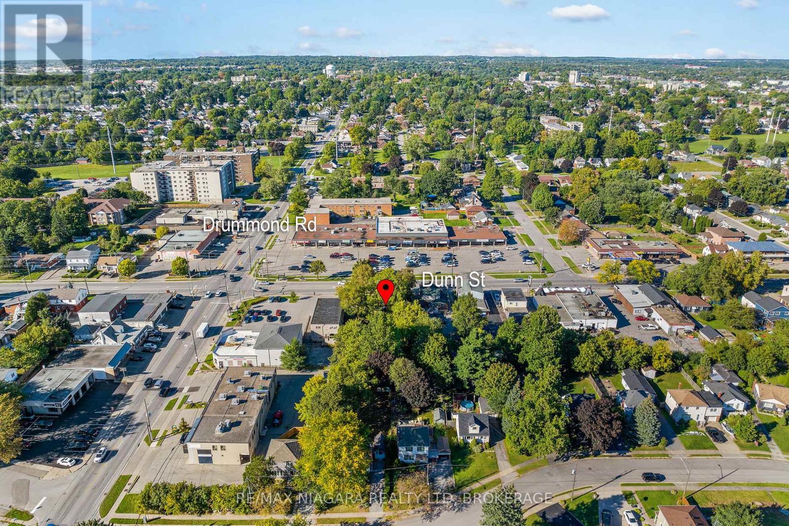 6192 Dunn Street, Niagara Falls (Arad/fallsview), Ontario  L2G 2P1 - Photo 7 - X12356964