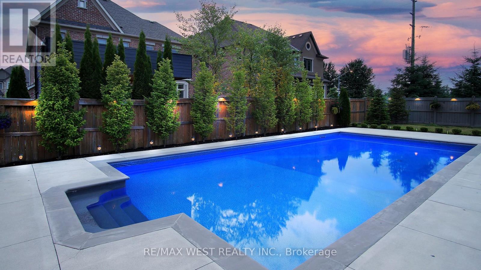 Property at 75 CAIRNS GATE image 3