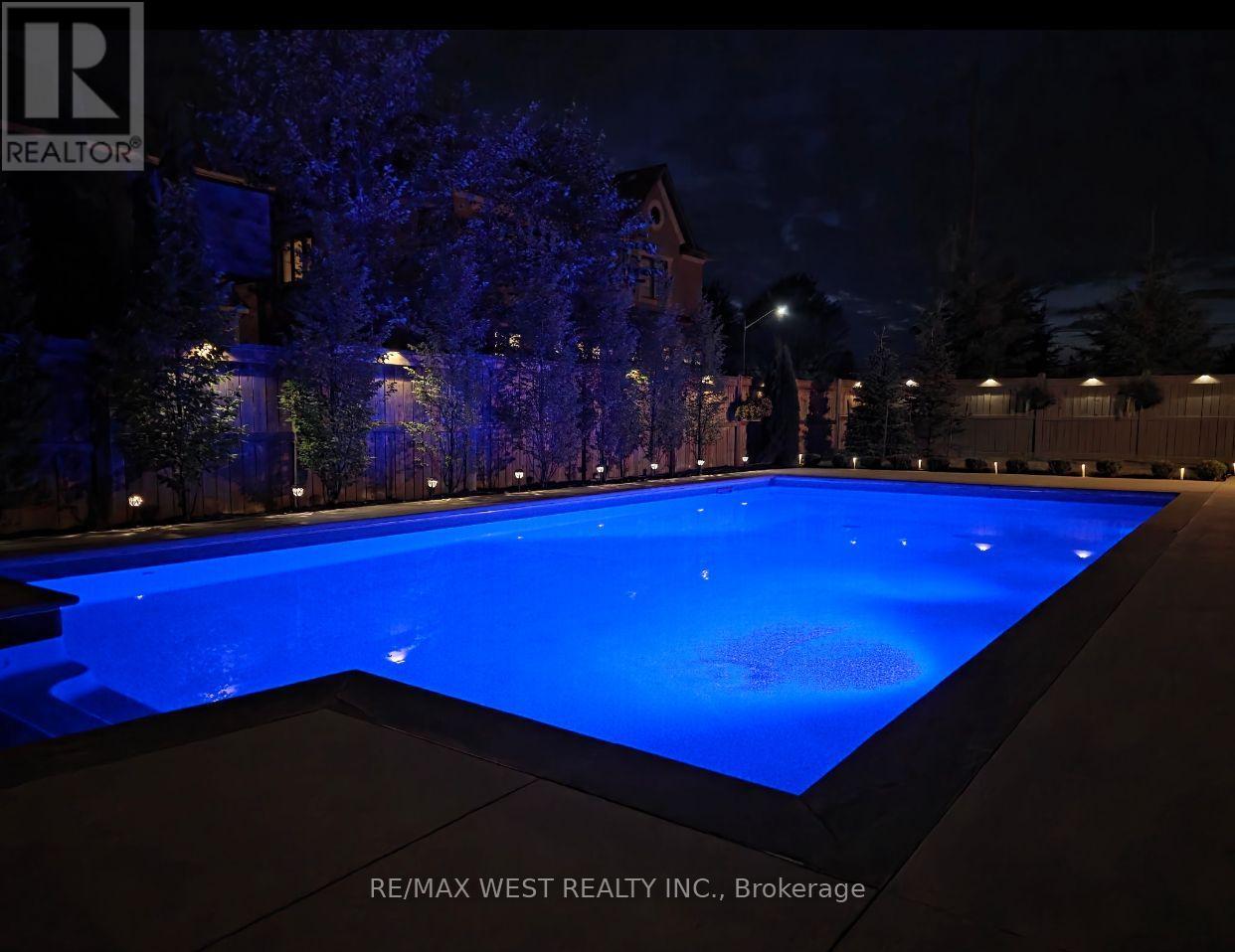 Property at 75 CAIRNS GATE image 4