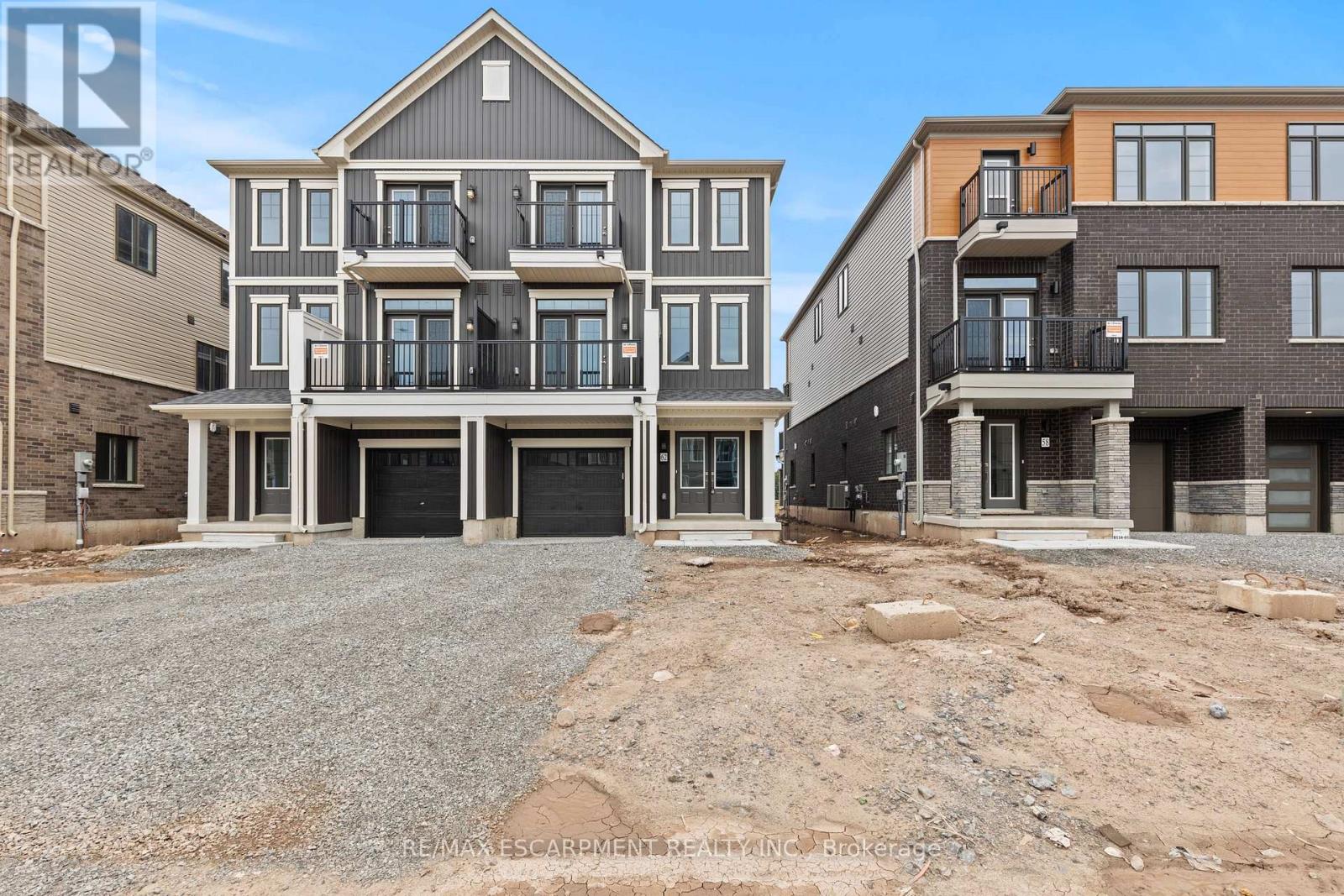 62 Pogie Drive, Welland, Ontario  L3B 6A7 - Photo 1 - X12356890