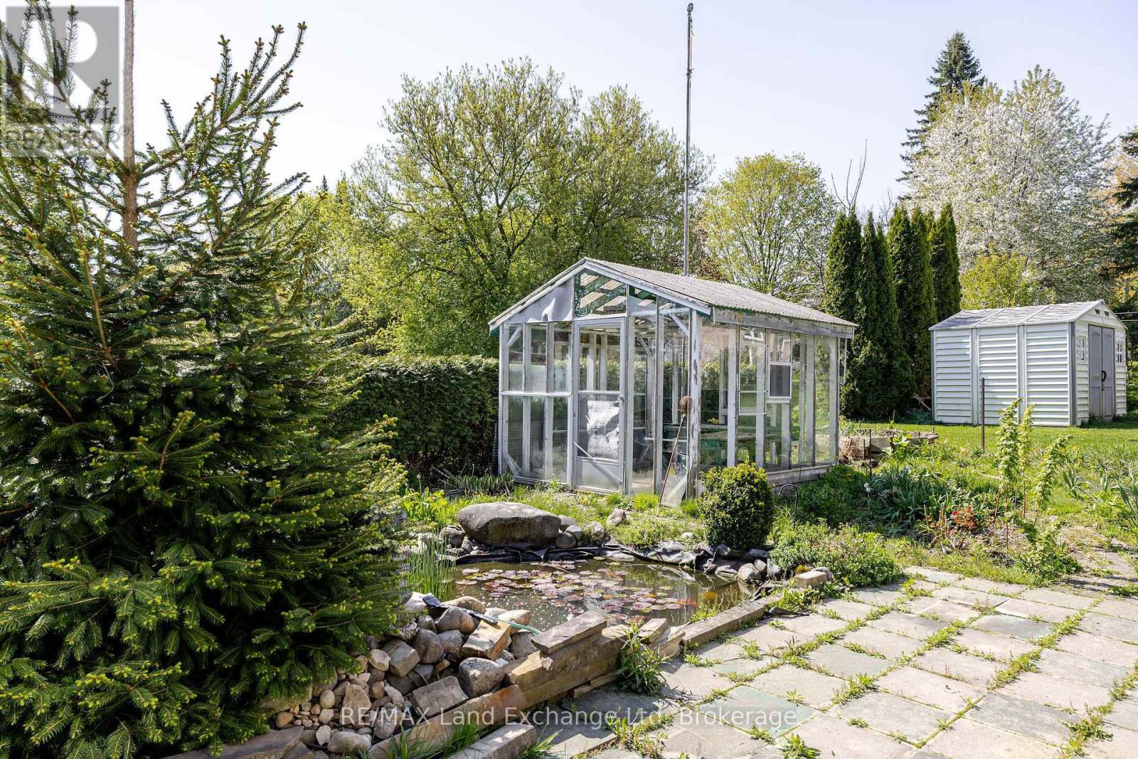 484 Queen Street, North Huron, Ontario  N0M 1H0 - Photo 41 - X12356906