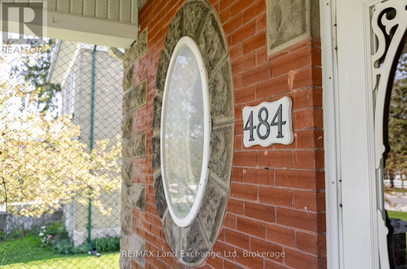 484 Queen Street, North Huron, Ontario  N0M 1H0 - Photo 6 - X12356906