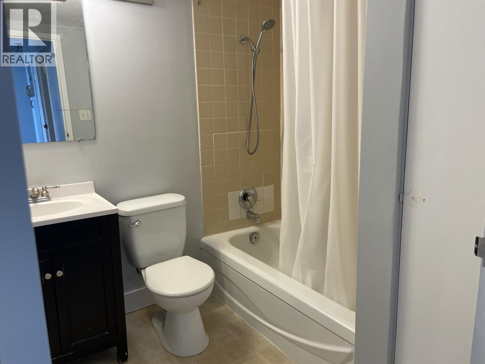 1204 1501 Queensway, Prince George, British Columbia  V2L 1L5 - Photo 7 - R3039278