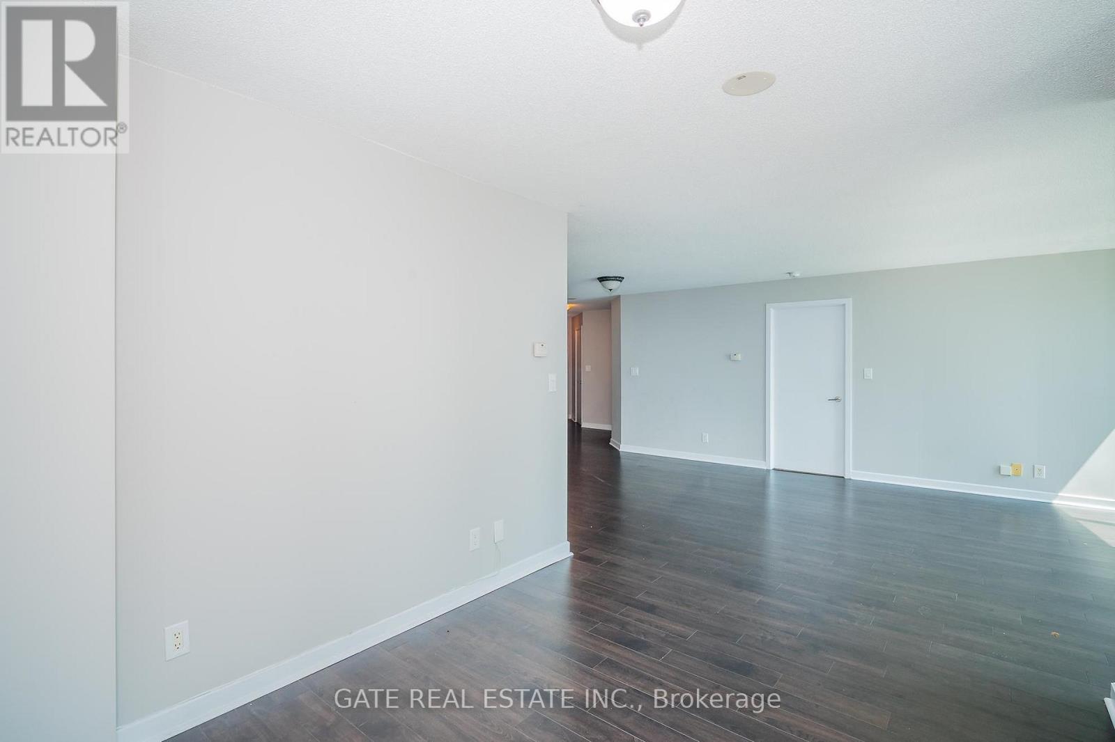 1410 - 18 Harbour Street, Toronto, Ontario  M5J 2Z6 - Photo 16 - C12356969