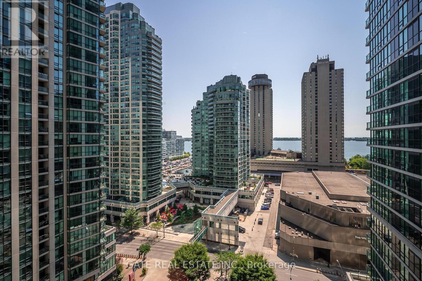 1410 - 18 Harbour Street, Toronto, Ontario  M5J 2Z6 - Photo 20 - C12356969