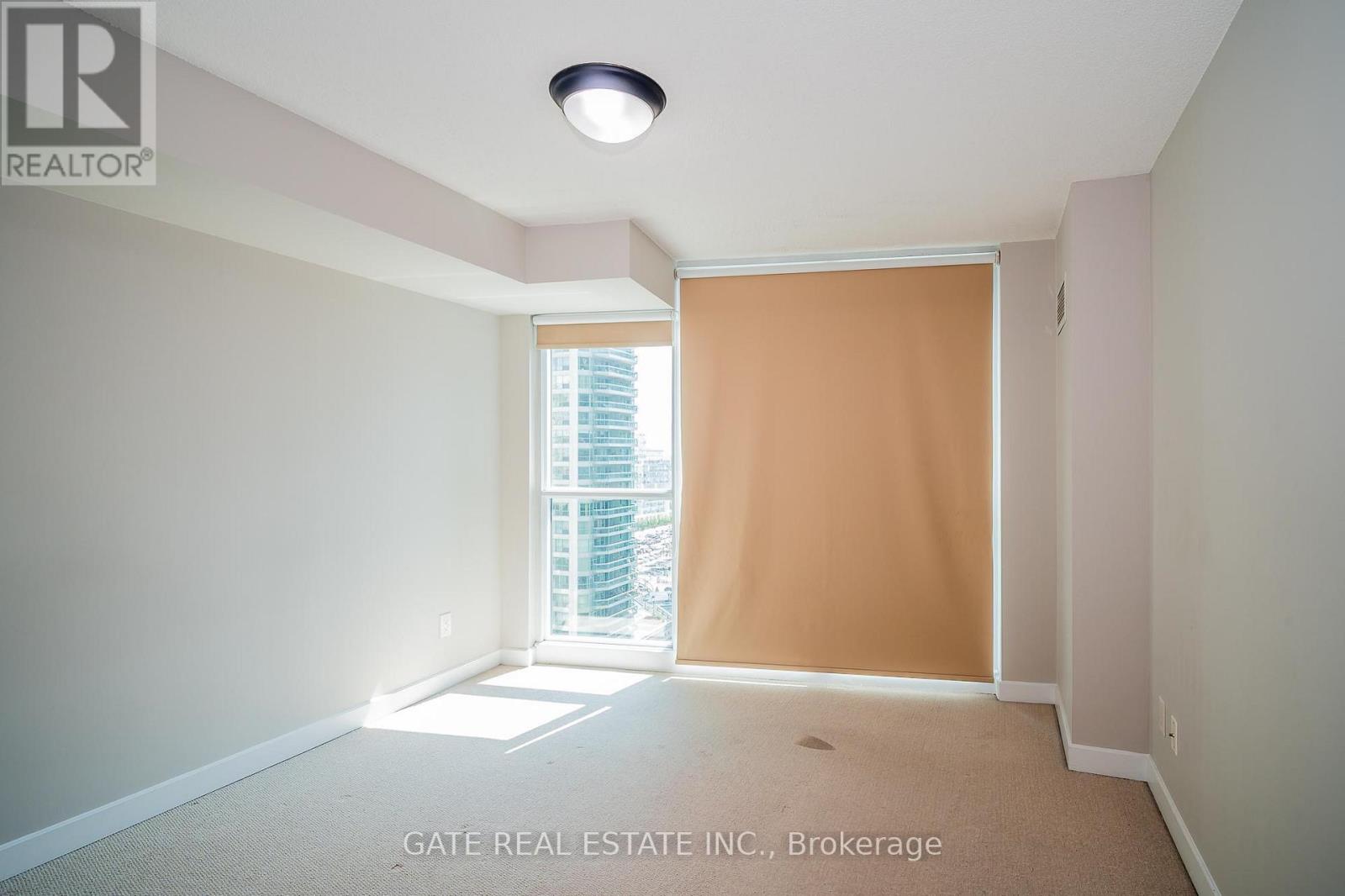1410 - 18 Harbour Street, Toronto, Ontario  M5J 2Z6 - Photo 21 - C12356969